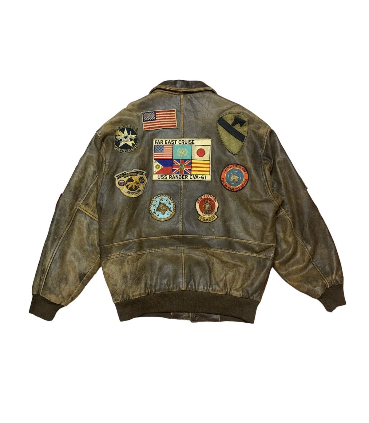 Avirex Vintage Military A-2 Patina Leather Tomcat Combat Flight Size US L / EU 52-54 / 3 - 2 Thumbnail