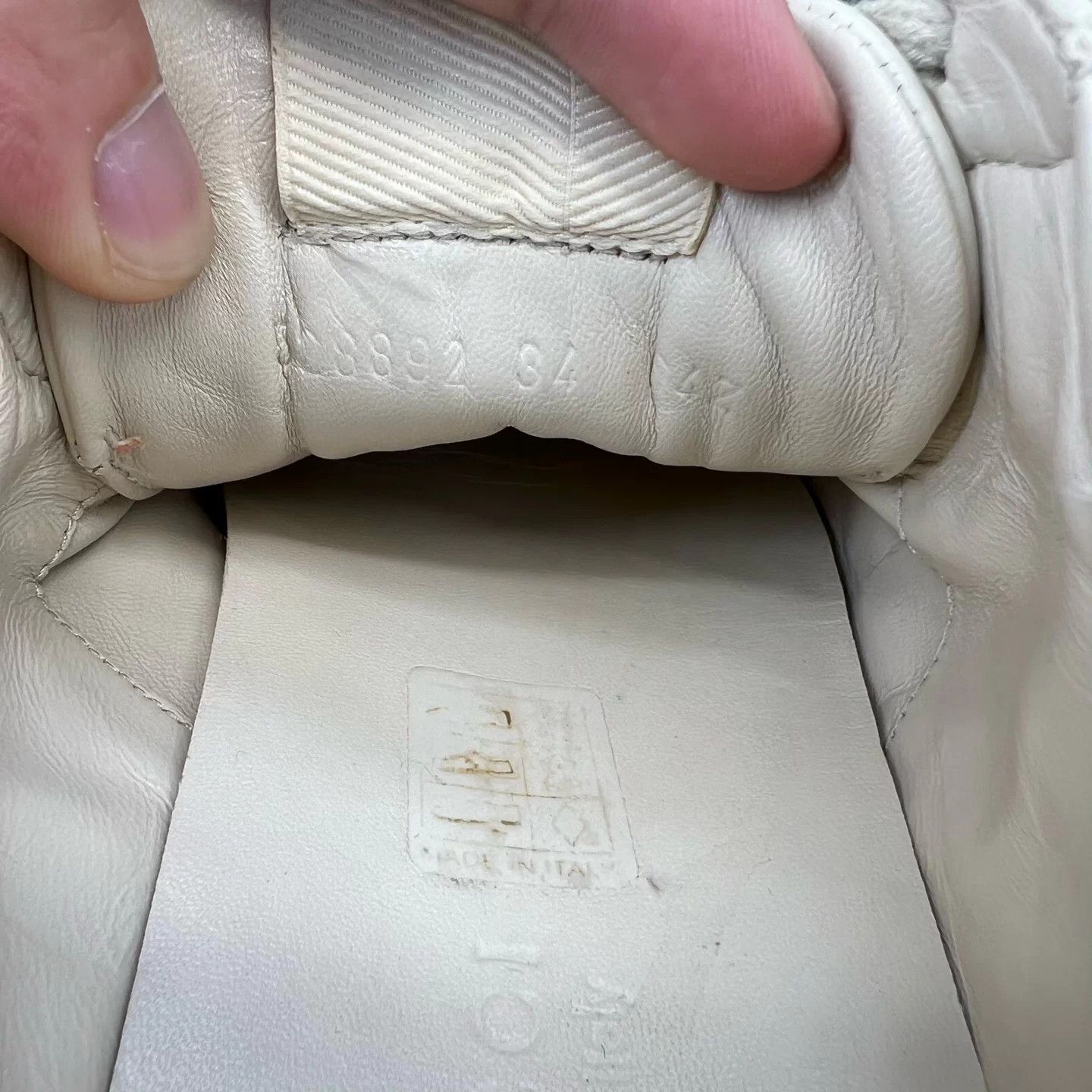 Gucci Gucci Rhyton Ivory Logo 34 like new Size US 4 / IT 34 - 7 Thumbnail