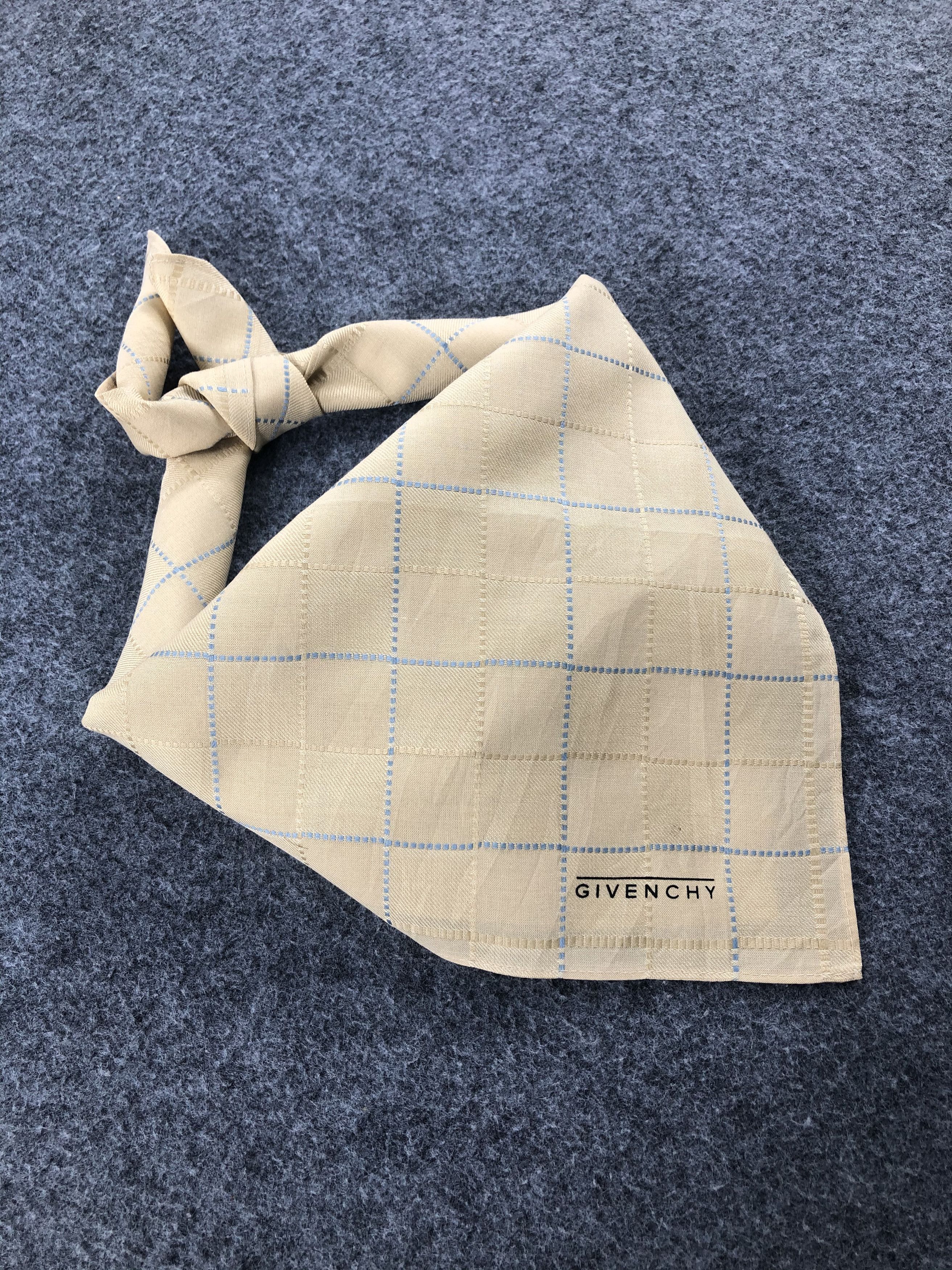 Vintage Givenchy Handkerchief / Bandana / Neckerchief Size ONE SIZE - 2 Thumbnail