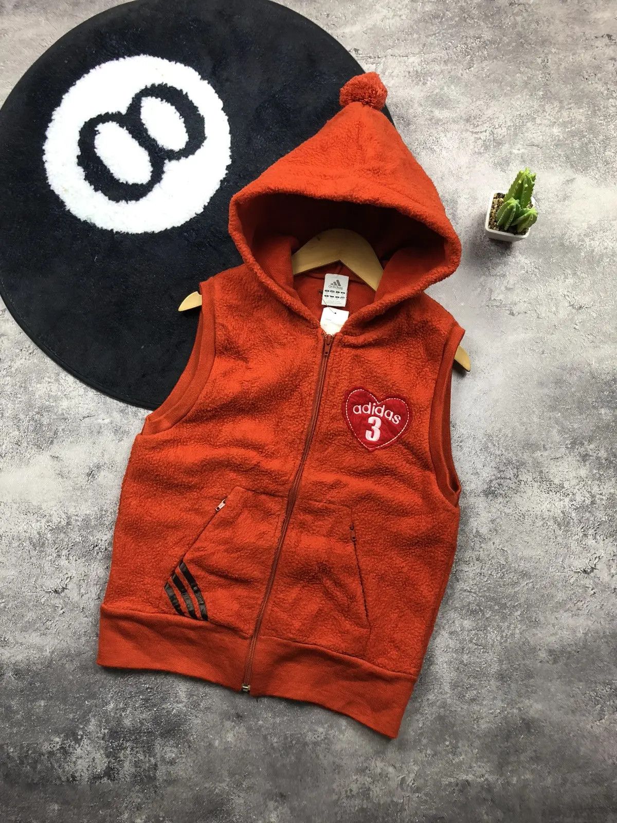 Adidas ADIDAS Vintage Fleece Big Heart 3 Logo Vest Tank Top Street Size S / US 4 / IT 40 - 1 Thumbnail