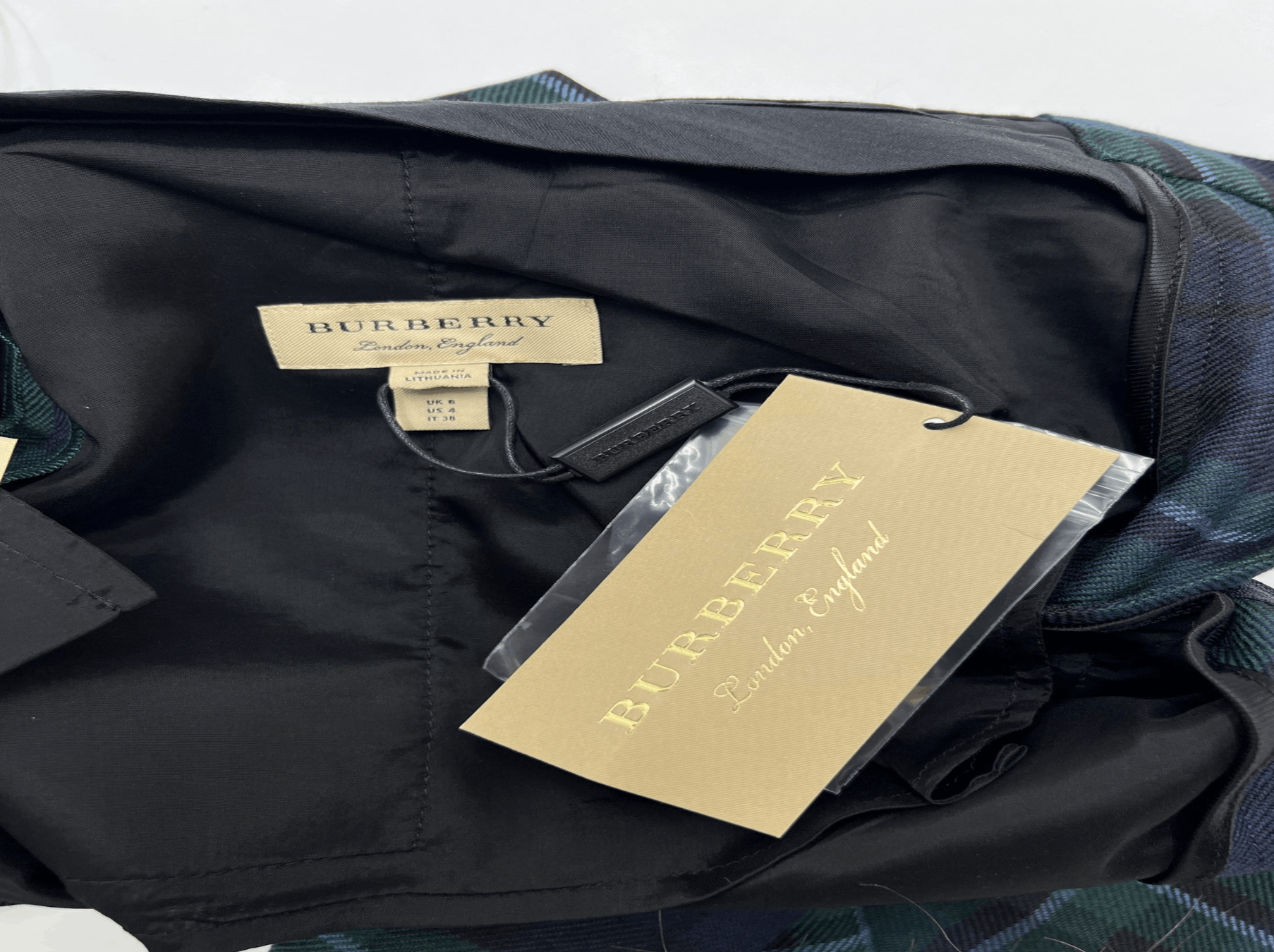 Burberry Burberry London 100% Wool Hanover Pants – Women’s Size US:4 Size 27" / US 4 / IT 40 - 9 Thumbnail