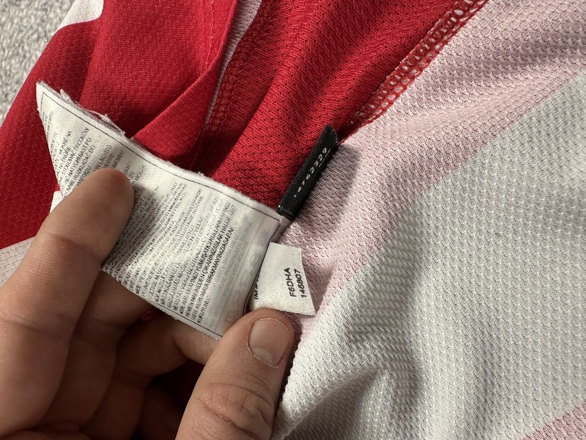 Nike Vintage Nike PSV Soccer Jersey 90s Philips Logo Streetwear M Size US M / EU 48-50 / 2 - 5 Thumbnail