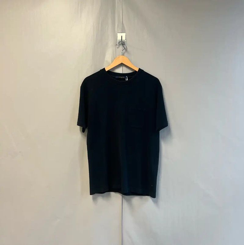 Louis Vuitton Louis Vuitton Black Cotton Men's T-Shirt 0089 Size US M / EU 48-50 / 2 - 1 Thumbnail