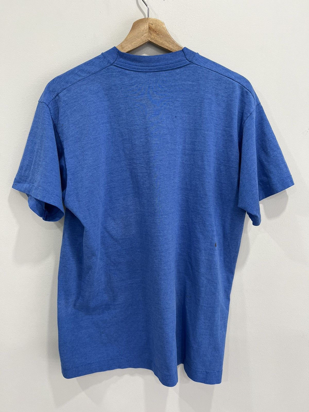Japanese Brand Vintage 90s Blank Tee Shirt single stitch ghost pocket faded Size US L / EU 52-54 / 3 - 4 Thumbnail