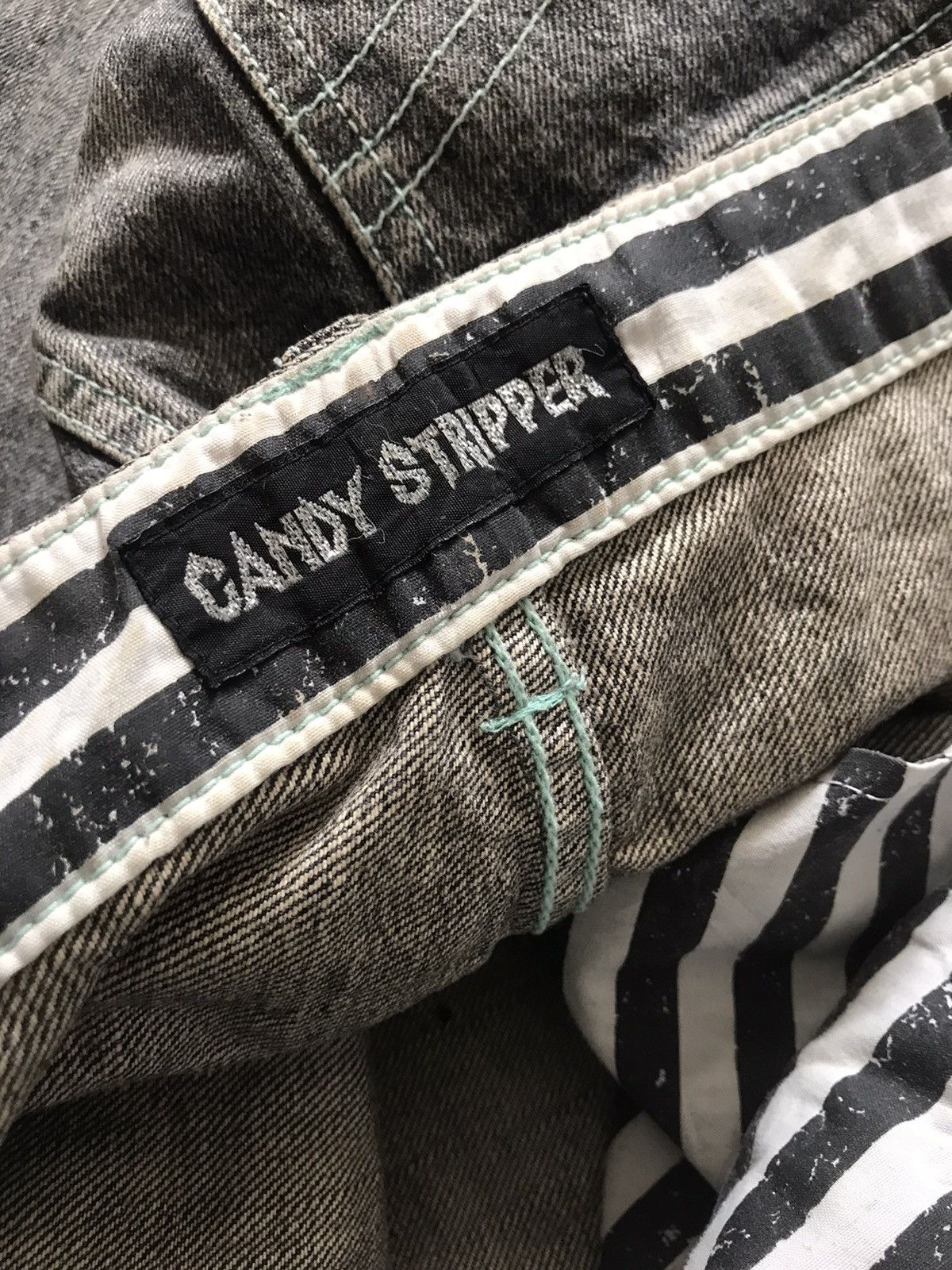 20471120 × Beauty Beast × Japanese Brand JAPANESE BRAND CANDY STRIPPER PATCHWORK & ART STYLE JEANS Size US 30 / EU 46 - 7 Thumbnail