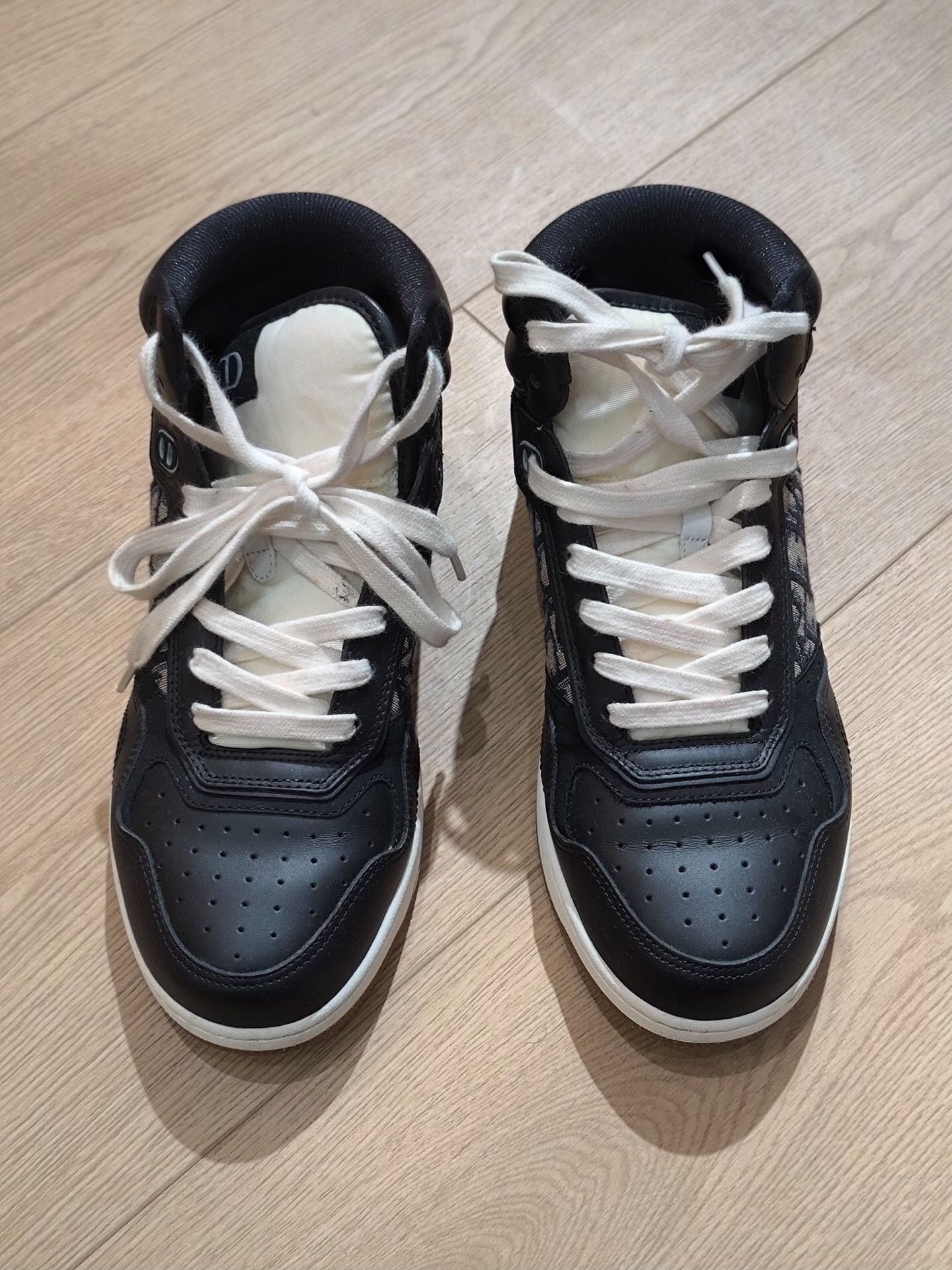 Dior Dior Black Hitop Sneakers 8.5 Men Size US 8.5 / EU 41-42 - 1 Thumbnail