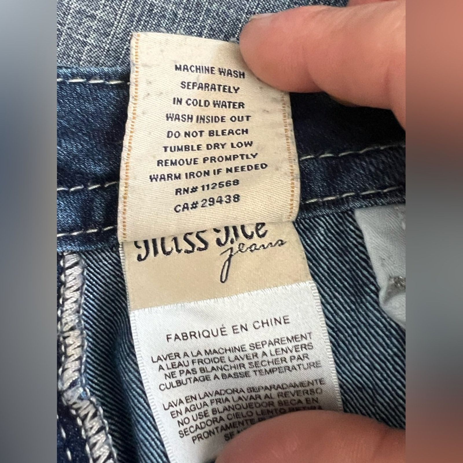 Miss Me Miss Me Women's Size 27 Signature Boot Low-Rise Jeans 30x33 Size 27" / US 4 / IT 40 - 10 Thumbnail