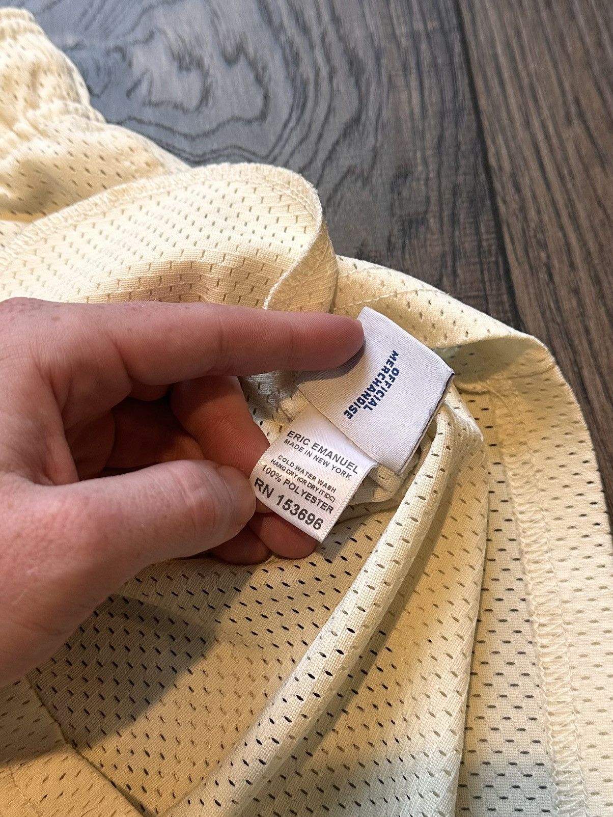 Eric Emanuel Eric Emanuel Basic Short Antique White Yellow Brown Sz Large Size US 34 / EU 50 - 6 Thumbnail