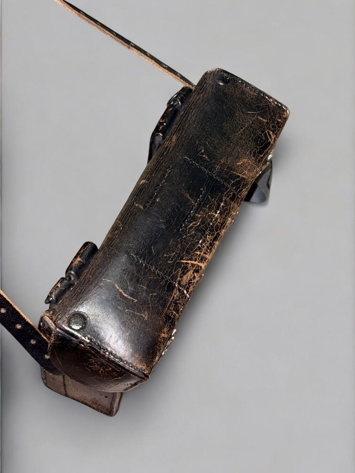 Vintage 🔥 WW2 DISTRESSED GERMAN MILITARY BAG VINTAGE CRACKED LEATHER Size ONE SIZE - 10 Thumbnail