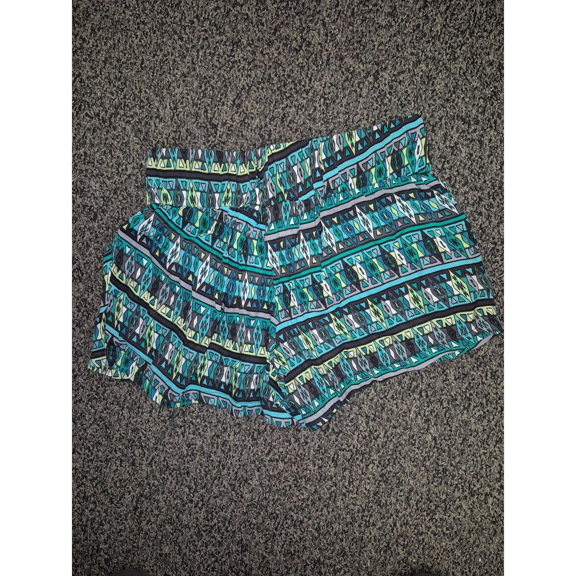 Other Women's Patterned Green & Blue Shorts Small Size ONE SIZE - 5 Thumbnail
