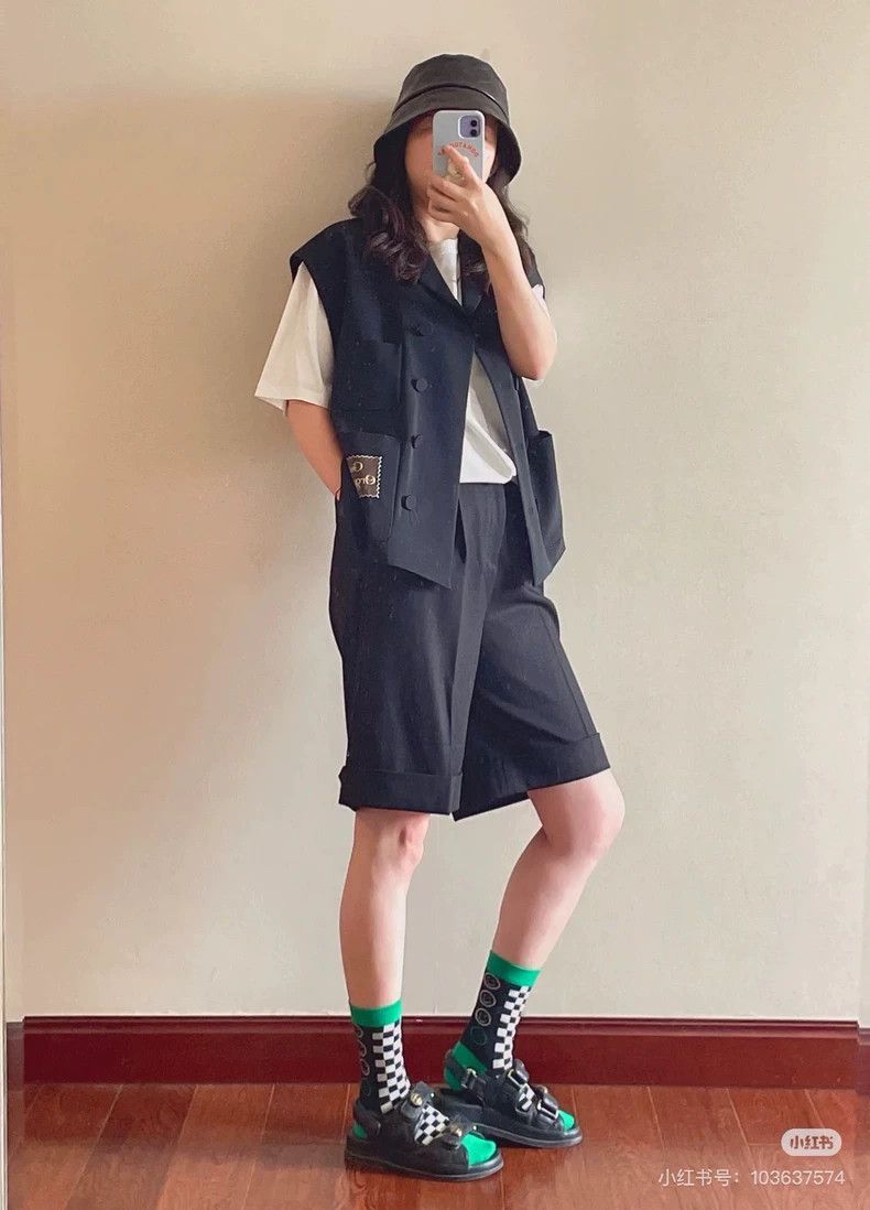Gucci Gucci Black vest 2504-Nextarrow Size XS / US 0-2 / IT 36-38 - 8 Thumbnail