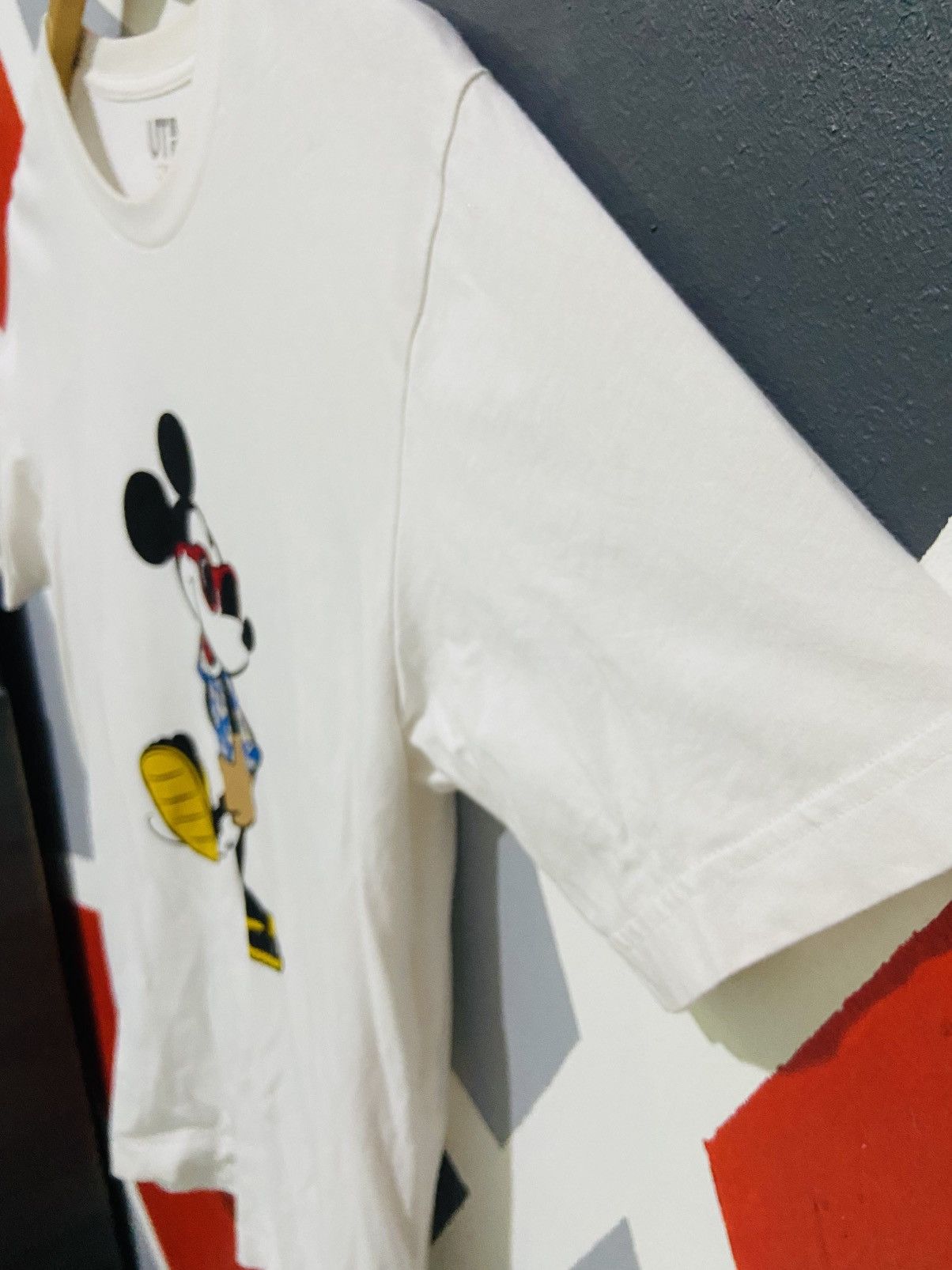 Mickey Mouse Mickey in Hawaii Tee Size US M / EU 48-50 / 2 - 3 Thumbnail