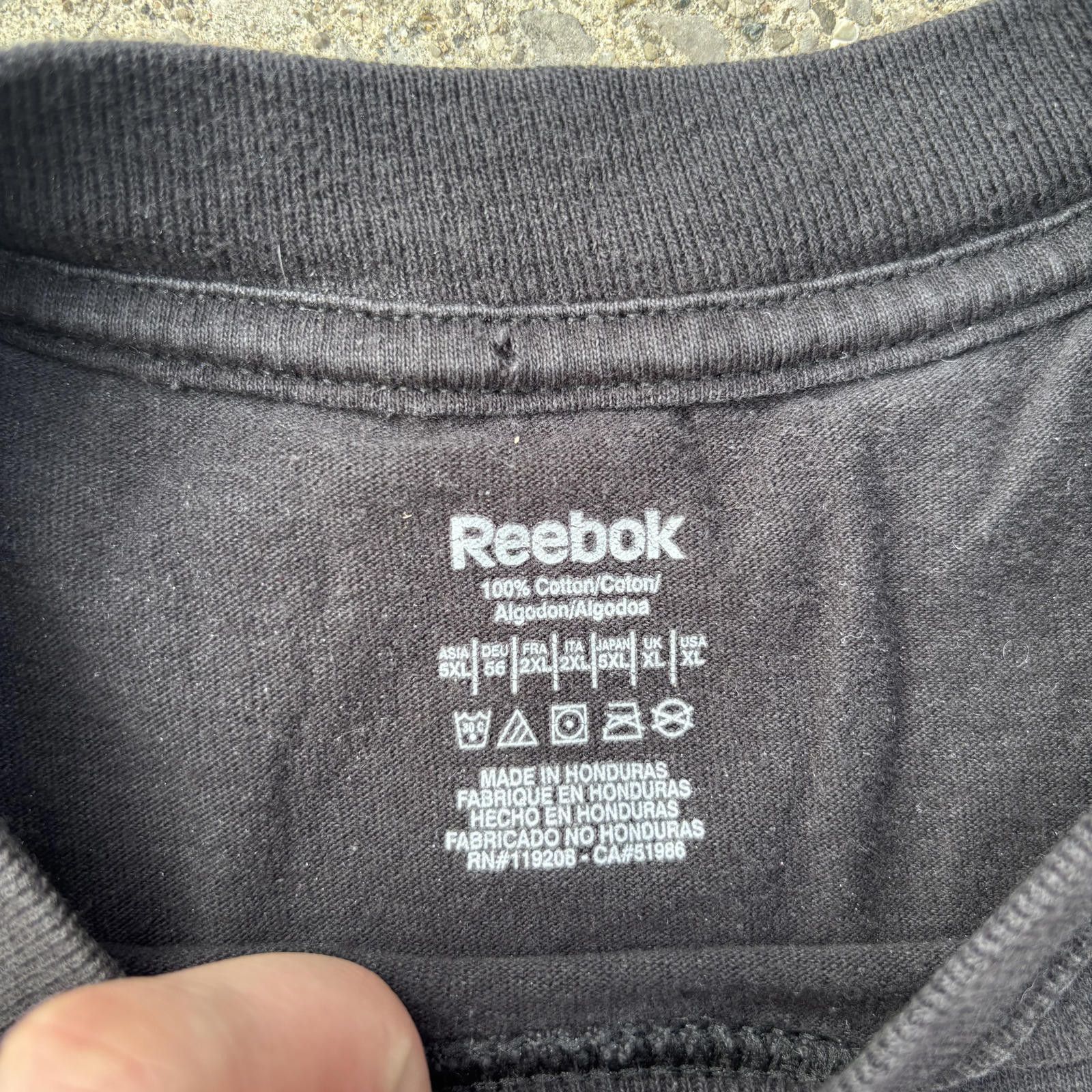 Reebok Vintage Reebok Black Cotton T-Shirt Size US L / EU 52-54 / 3 - 2 Thumbnail