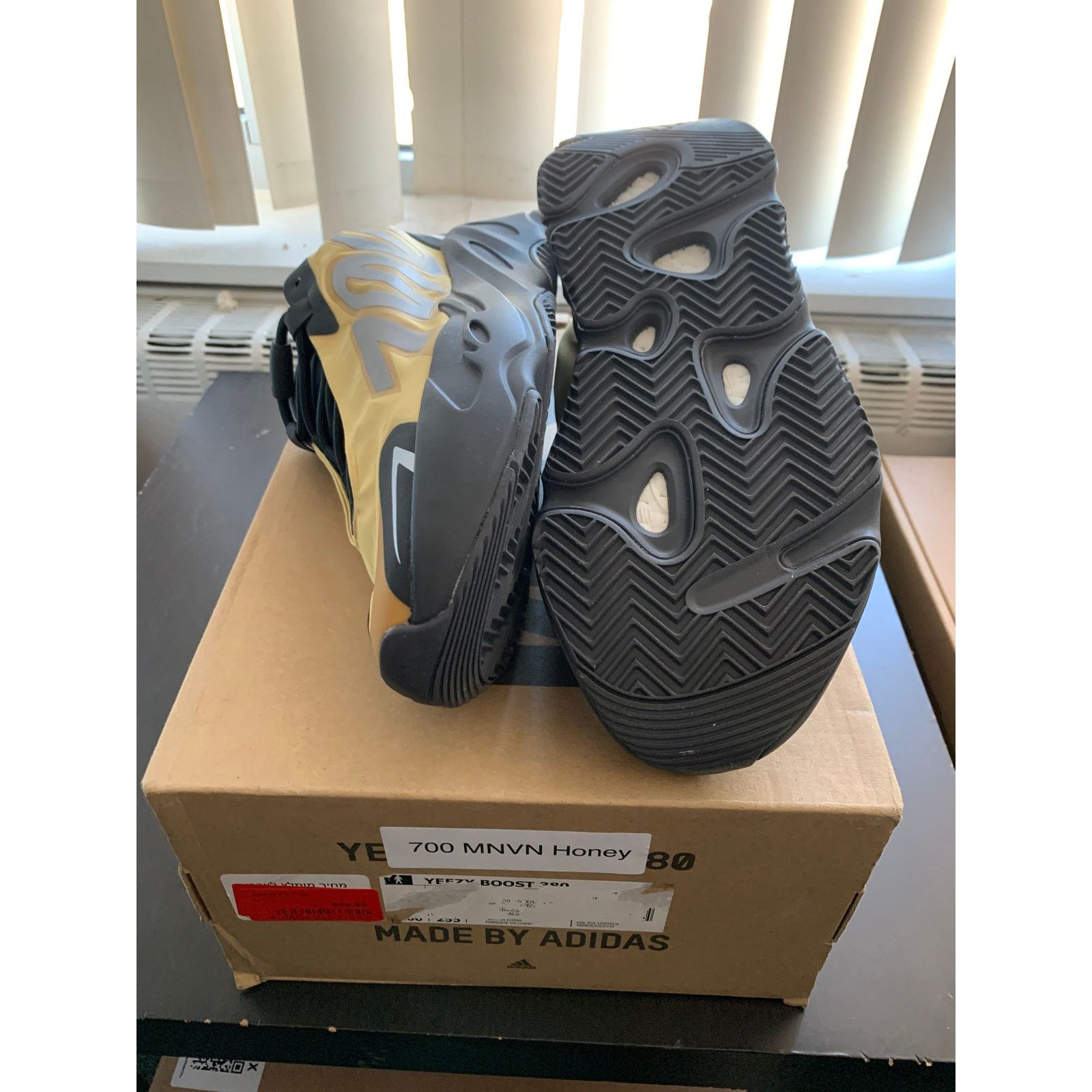 Adidas adidas Yeezy Boost 700 MNVN Honey Flux Size 8.5 BRAND NEW Size US 8.5 / EU 41-42 - 6 Thumbnail