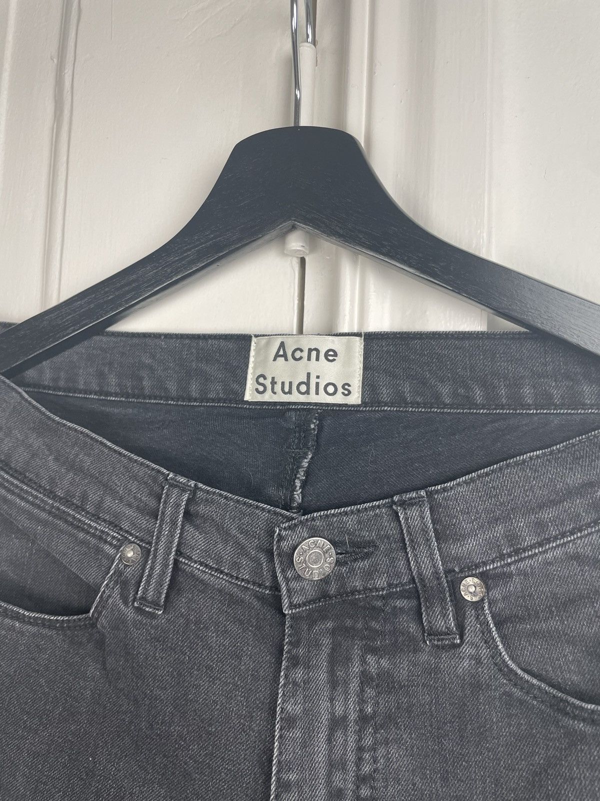 Acne Studios Acne Studios denim jeans grey/black max used cash Size US 32 / EU 48 - 3 Thumbnail