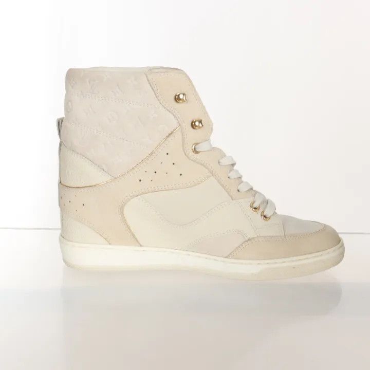 Louis Vuitton Women's High-Top Casual Sneakers -2508