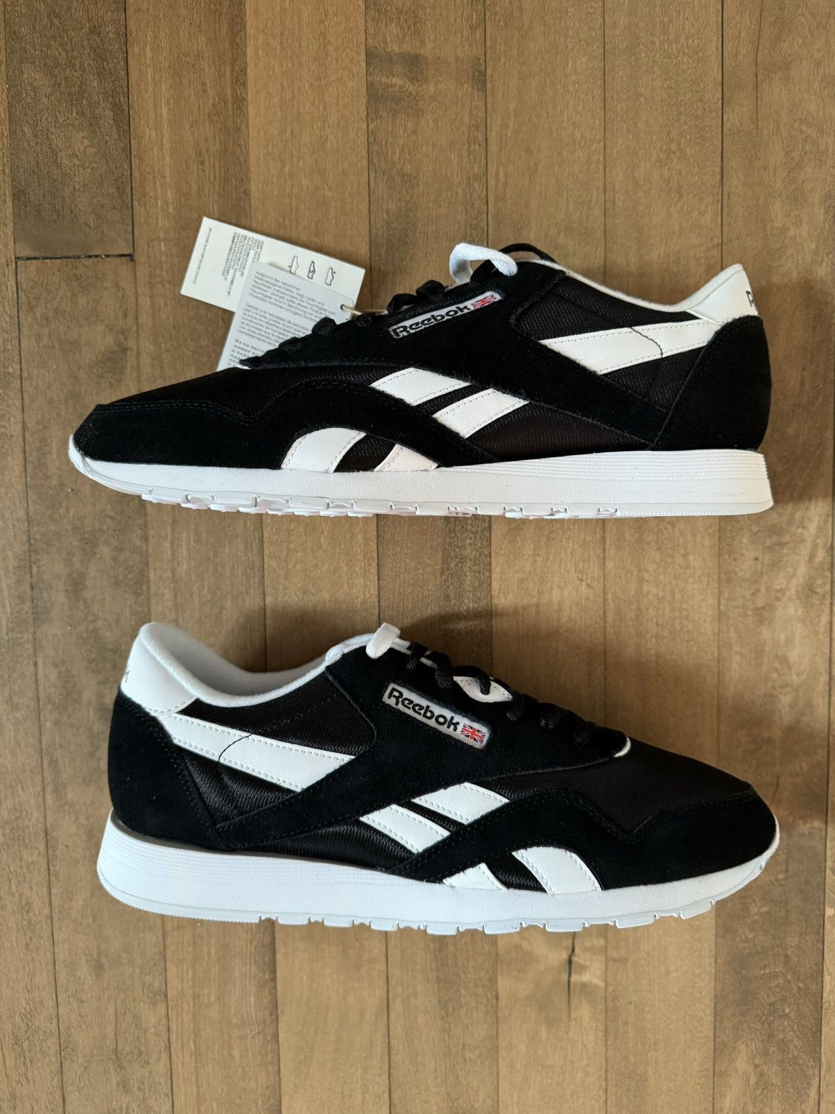 Reebok Reebok Classic Nylon - Black/Black/White Size US 10.5 / EU 43-44 - 2 Thumbnail