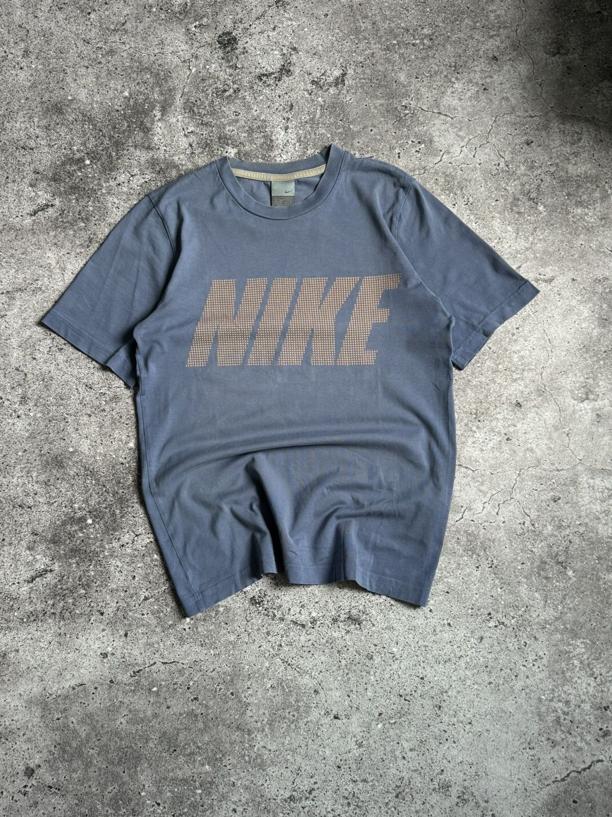 Nike × Vintage Vintage Y2K 3D big logo oversized t-shirt Size US S / EU 44-46 / 1 - 1 Thumbnail