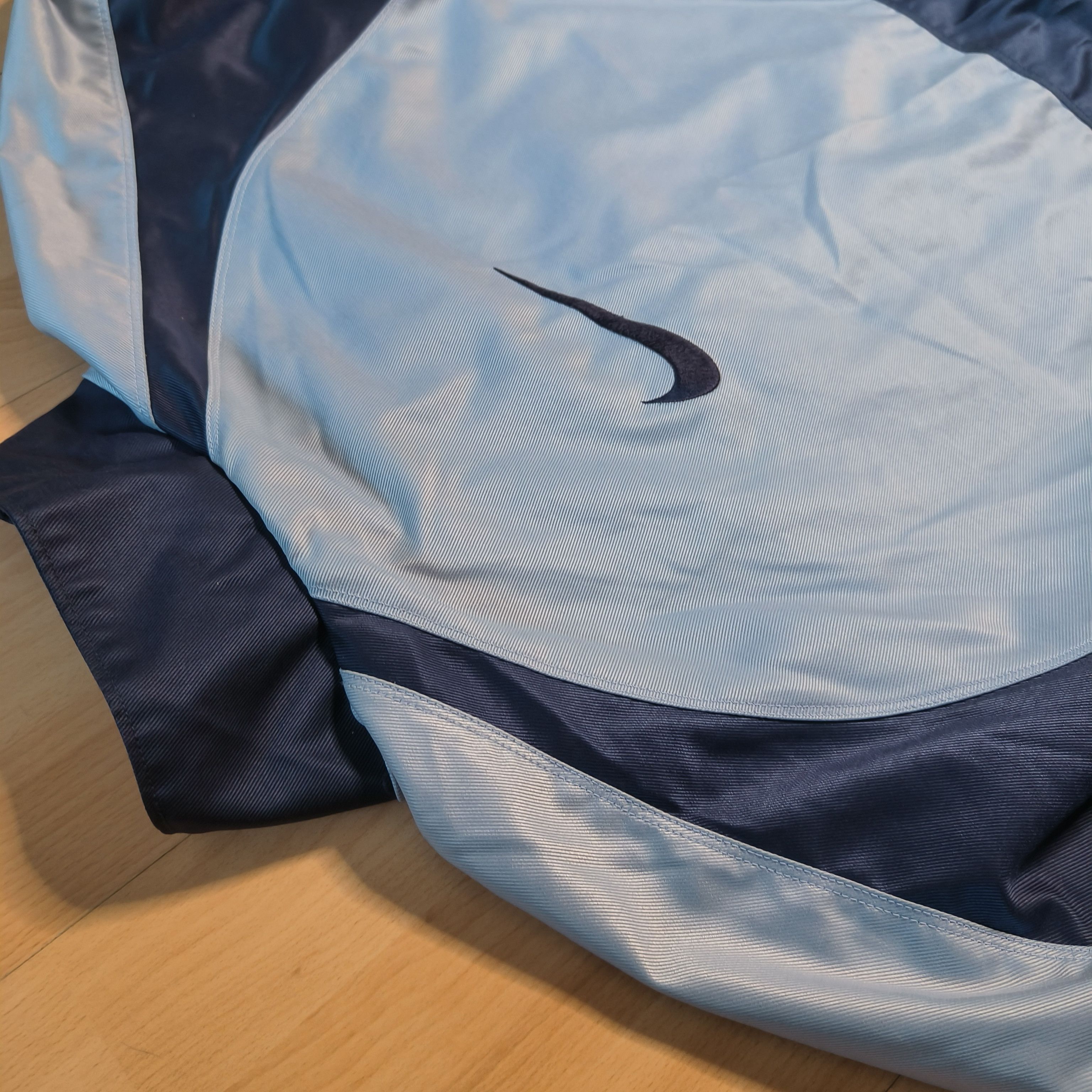 Nike Nike Vintage 90s Big Logo Reversible Jacket Size L / US 10 / IT 46 - 4 Thumbnail