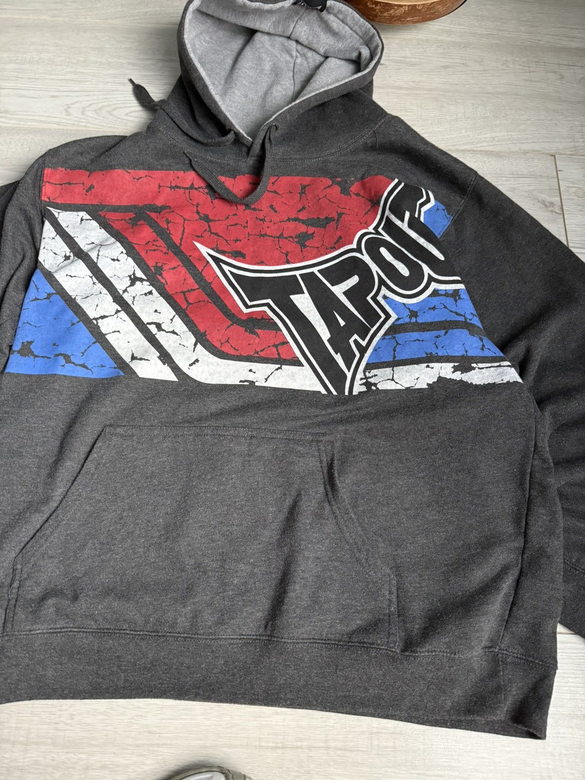 Affliction × Tapout × Vintage Y2K Tapout Oversized Hoodie Size US XL / EU 56 / 4 - 2 Thumbnail