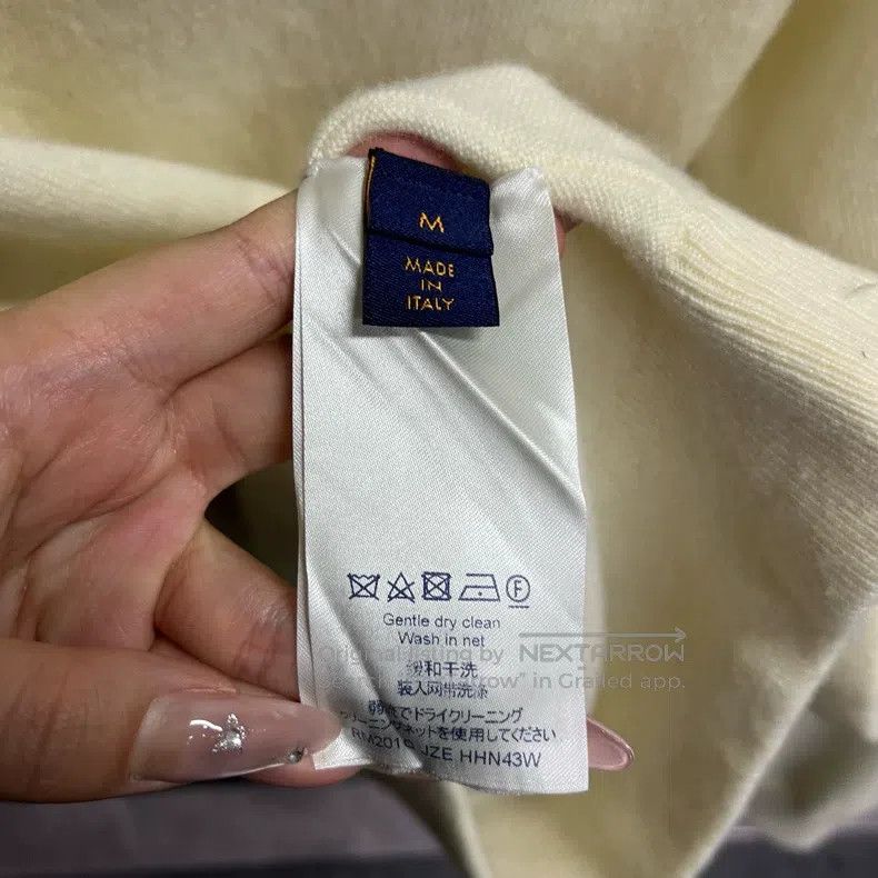 Louis Vuitton Louis Vuitton White cashmere-blend hooded long-sleeve swea Size US M / EU 48-50 / 2 - 4 Thumbnail