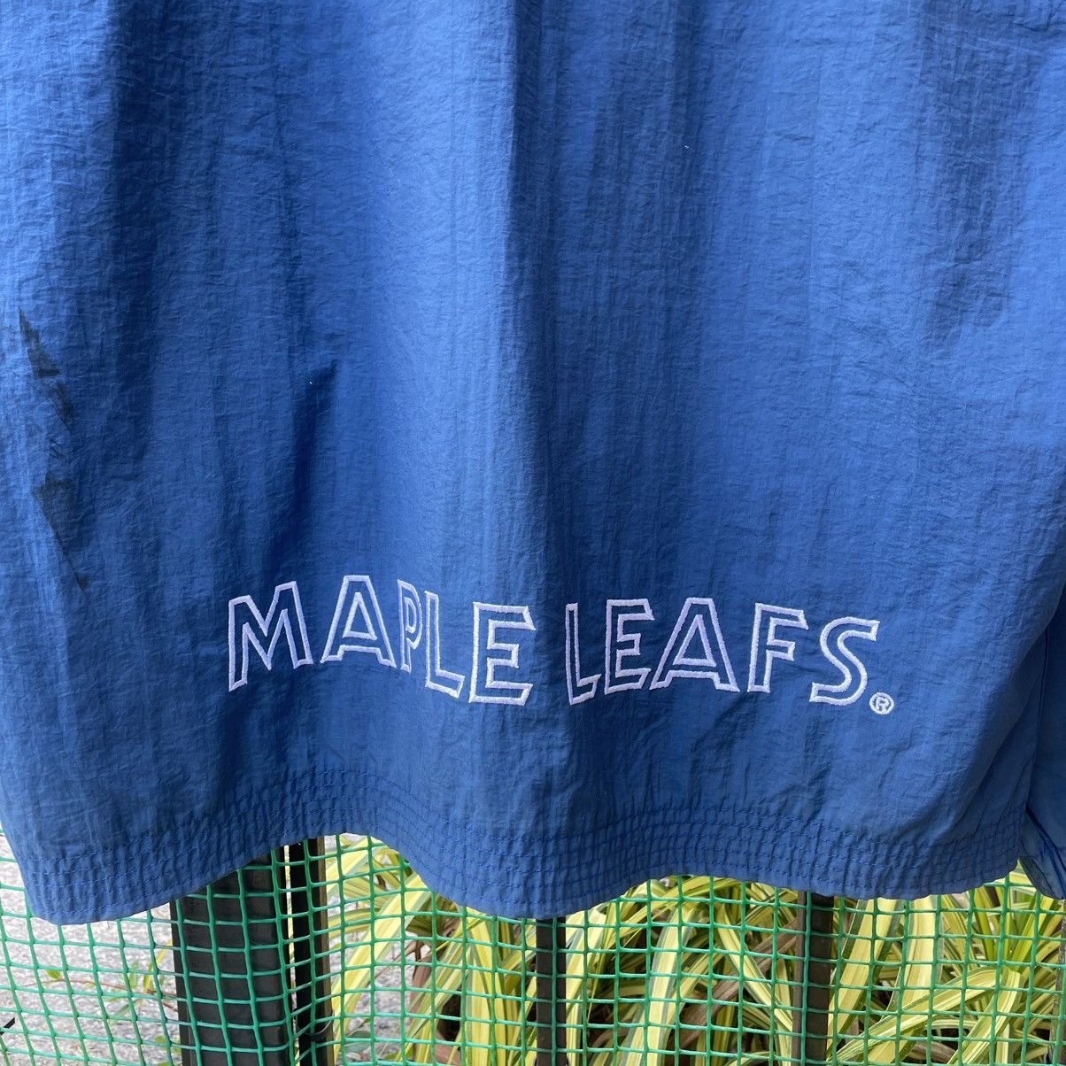 NHL 🔥Starter NHL Toronto Maple Leafs Windbreaker Hooded Jacket Size US M / EU 48-50 / 2 - 4 Thumbnail