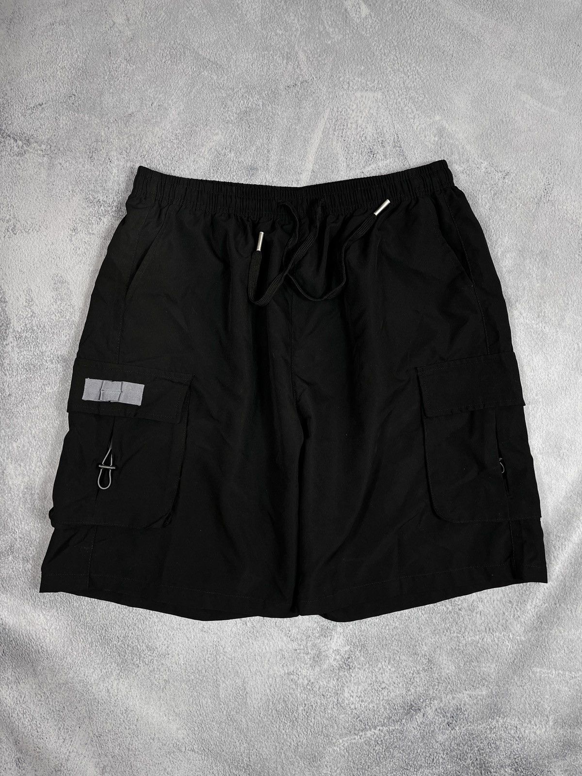 Vintage Vintage Y2K Wide cargo nylon shorts outdoor style size XL Size US 36 / EU 52 - 1 Thumbnail