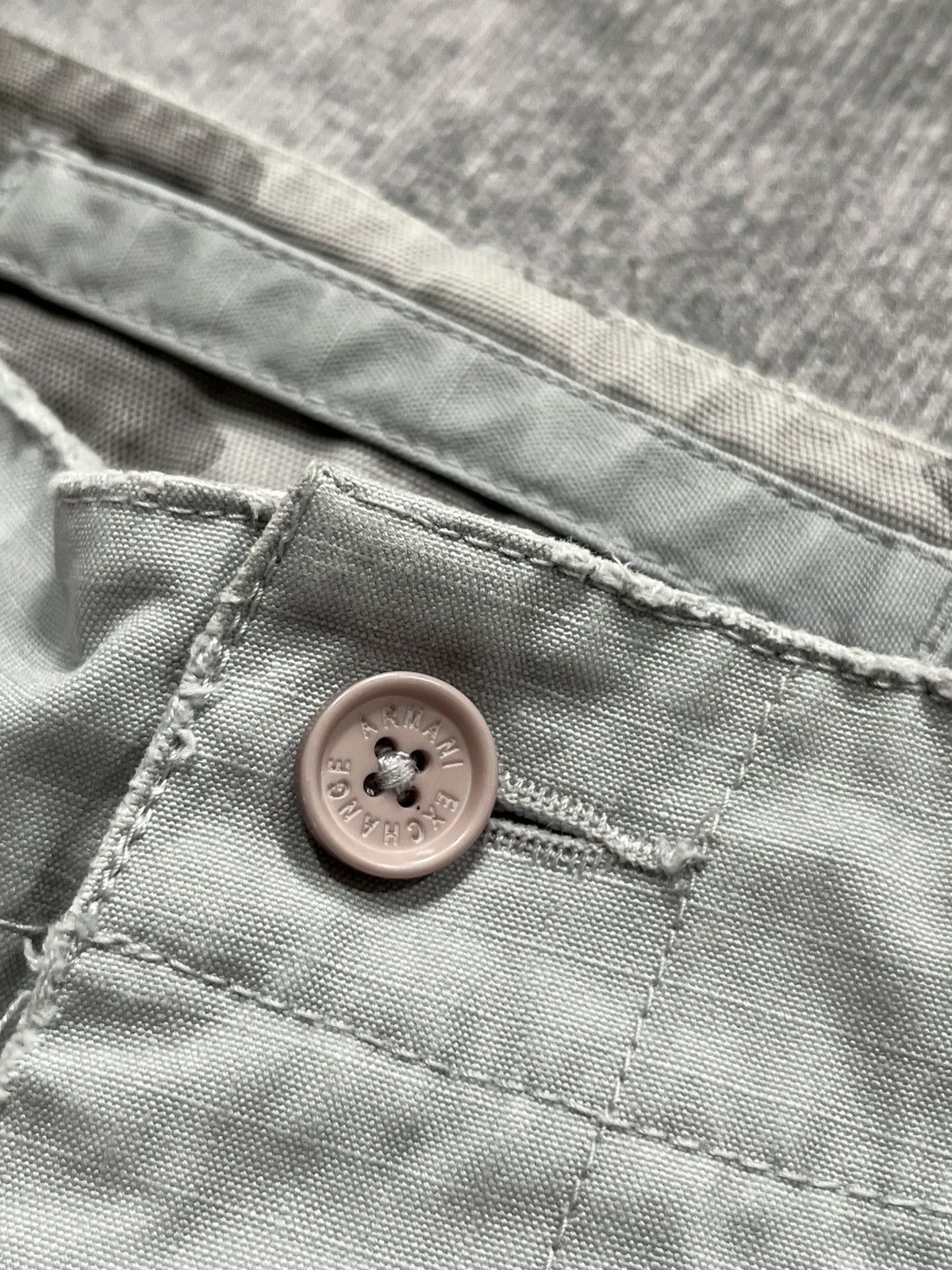 Armani Exchange × Vintage Armani Exchange Vintage ripstop shorts light grey Size US 32 / EU 48 - 11 Thumbnail