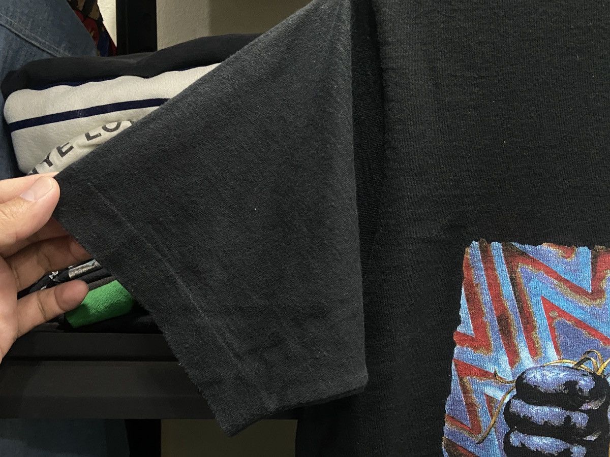 Fruit Of The Loom Vintage 90s T.R.SCHORR Living in Skin Art ACDC Tour TShirt Size US M / EU 48-50 / 2 - 6 Thumbnail