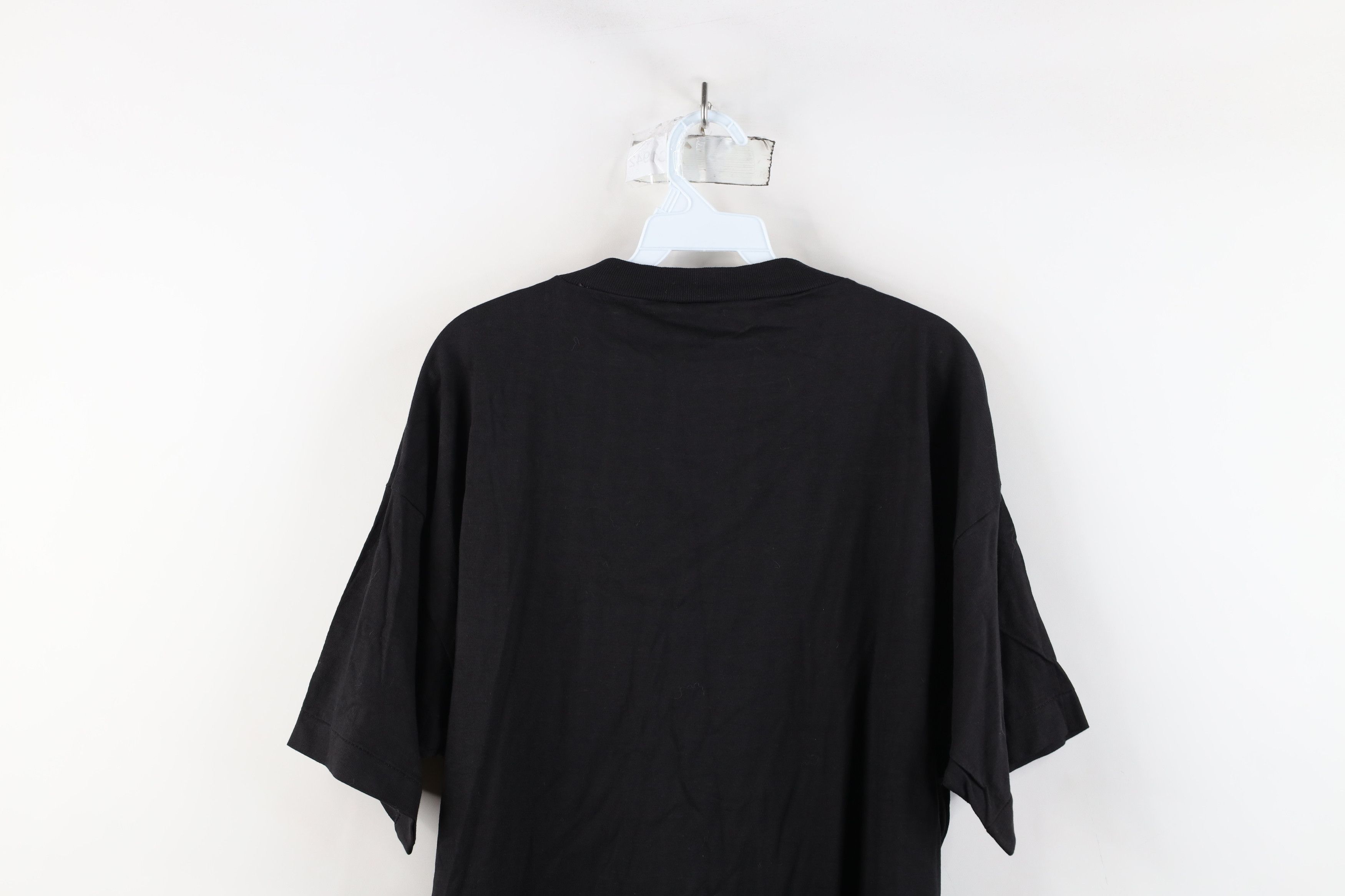 Vintage Vintage 90s Streetwear Fit Laguna Beach Club Pocket T-Shirt Size US XL / EU 56 / 4 - 11 Thumbnail