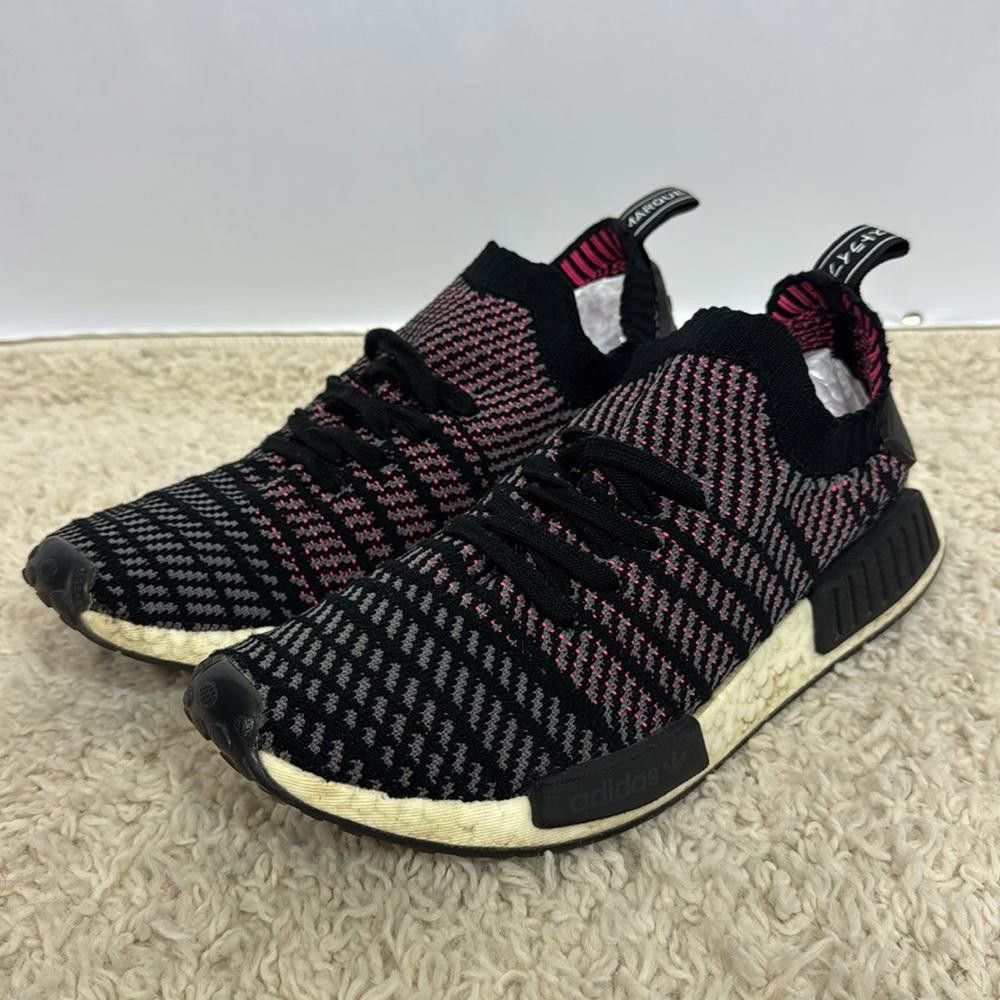 Adidas Adidas NMD R1 Black and Pink Sneakers Size 9 Men’s Size US 9 / EU 42 - 2 Thumbnail