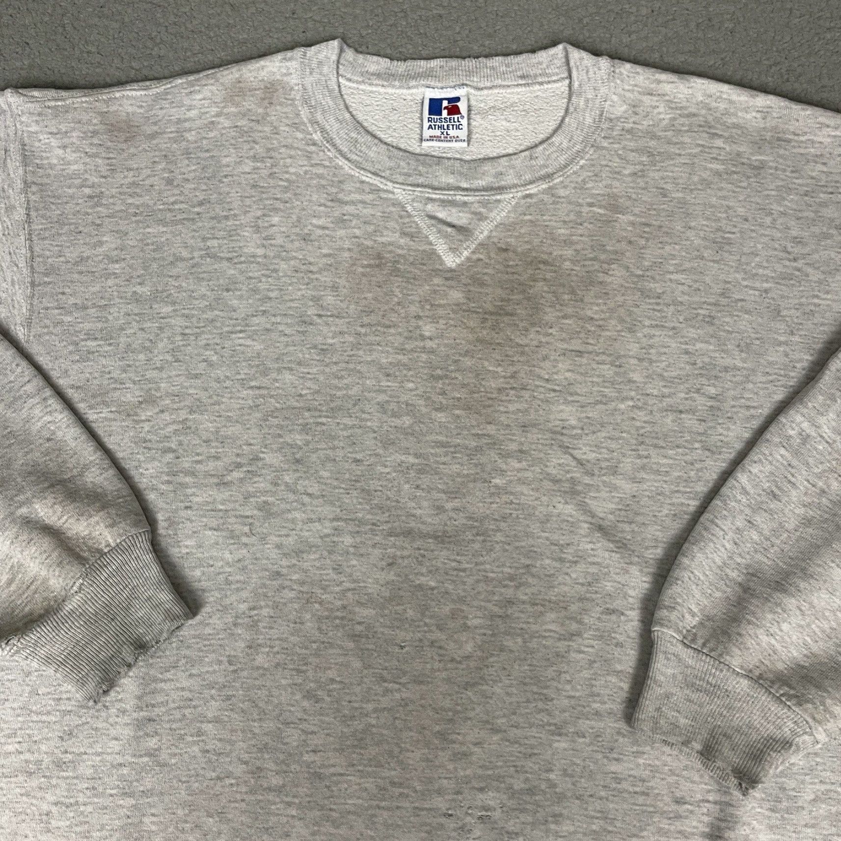 Russell Athletic VINTAGE Russell Athletics Sweatshirt Adult XL Grey 90’s Thrashed Distressed USA Logo Cotton Fleece Crew Neck Long Sleeve Pullover Men Size US XL / EU 56 / 4 - 2 Thumbnail
