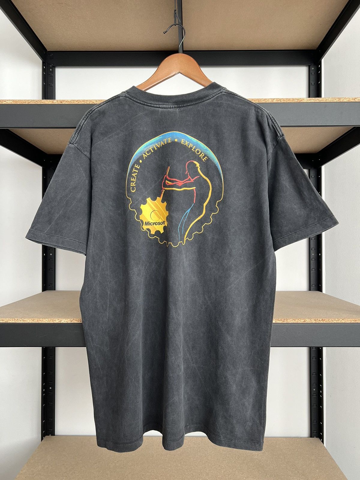 Microsoft Vintage 90s Microsoft Create Activate Explore Tech Faded Tee Size US XL / EU 56 / 4 - 1 Thumbnail