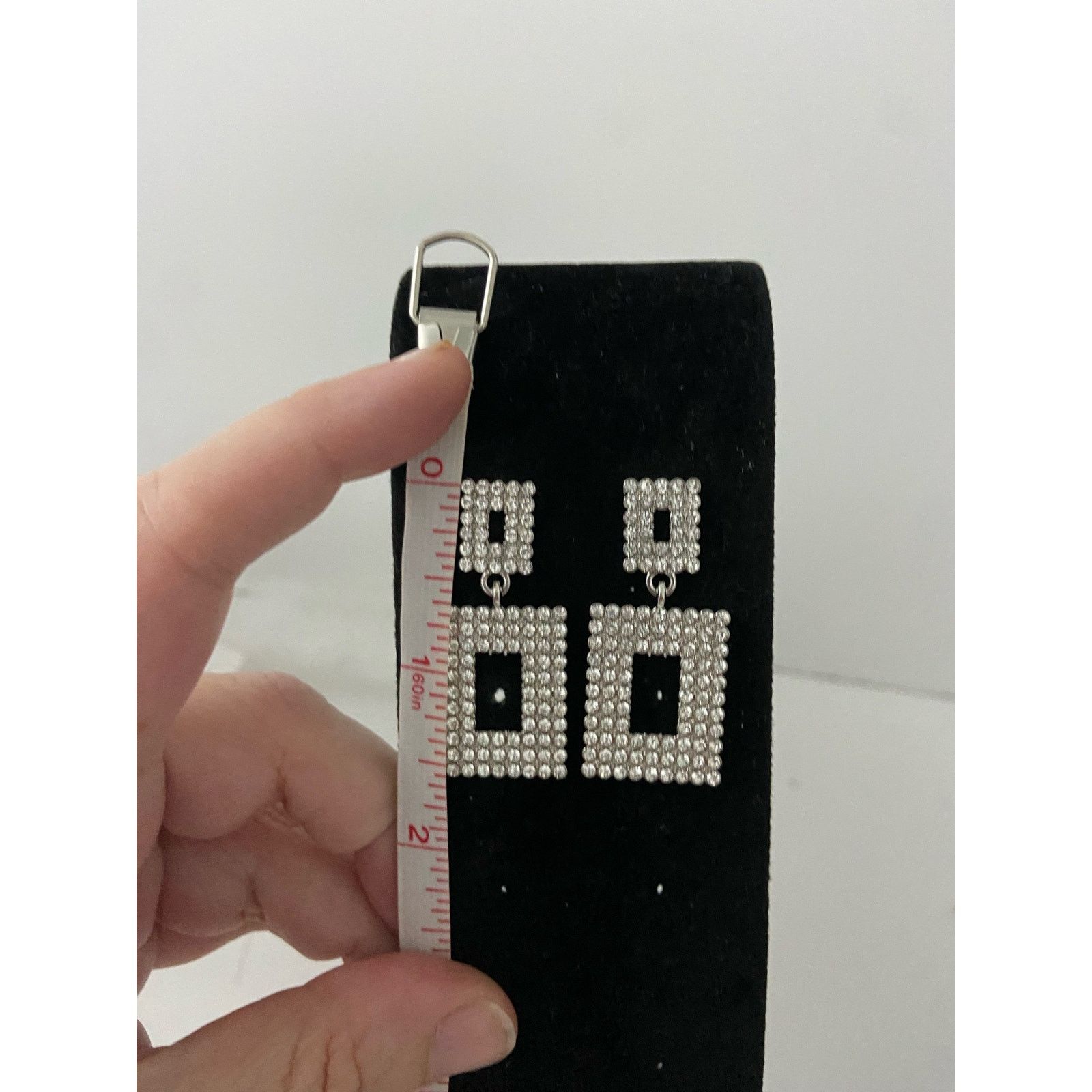 Other Shimmery rhinestone rectangle earrings Size ONE SIZE - 3 Thumbnail
