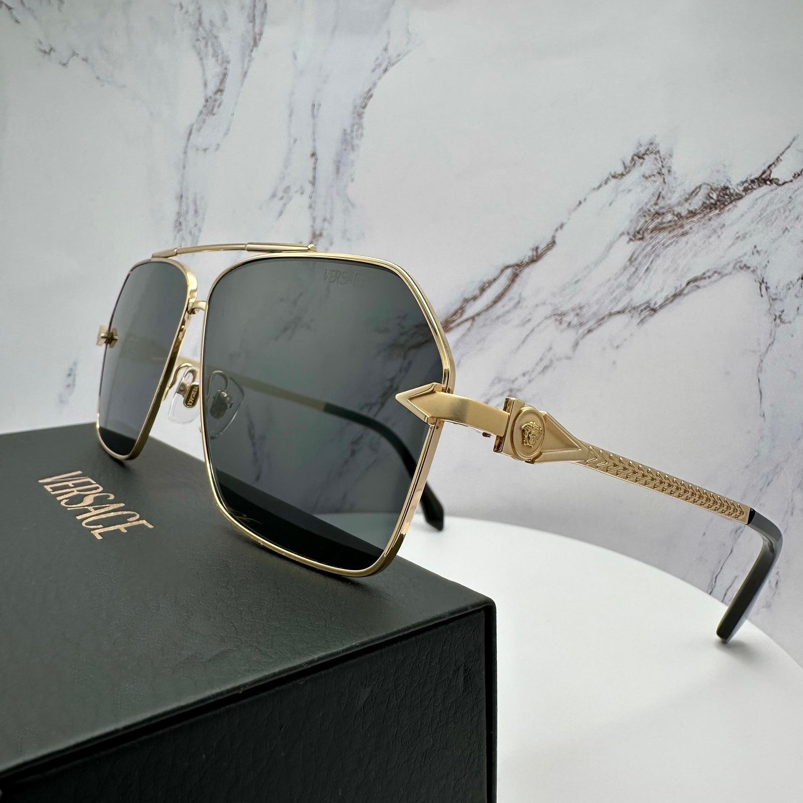 Versace New VERSACE Gold Metal Square Pilot Aviator Sunglasses Size ONE SIZE - 12 Thumbnail