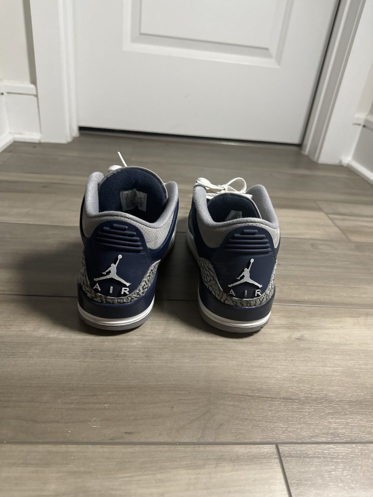 Jordan Brand Jordan 3 Georgetown Size US 9 / EU 42 - 4 Thumbnail