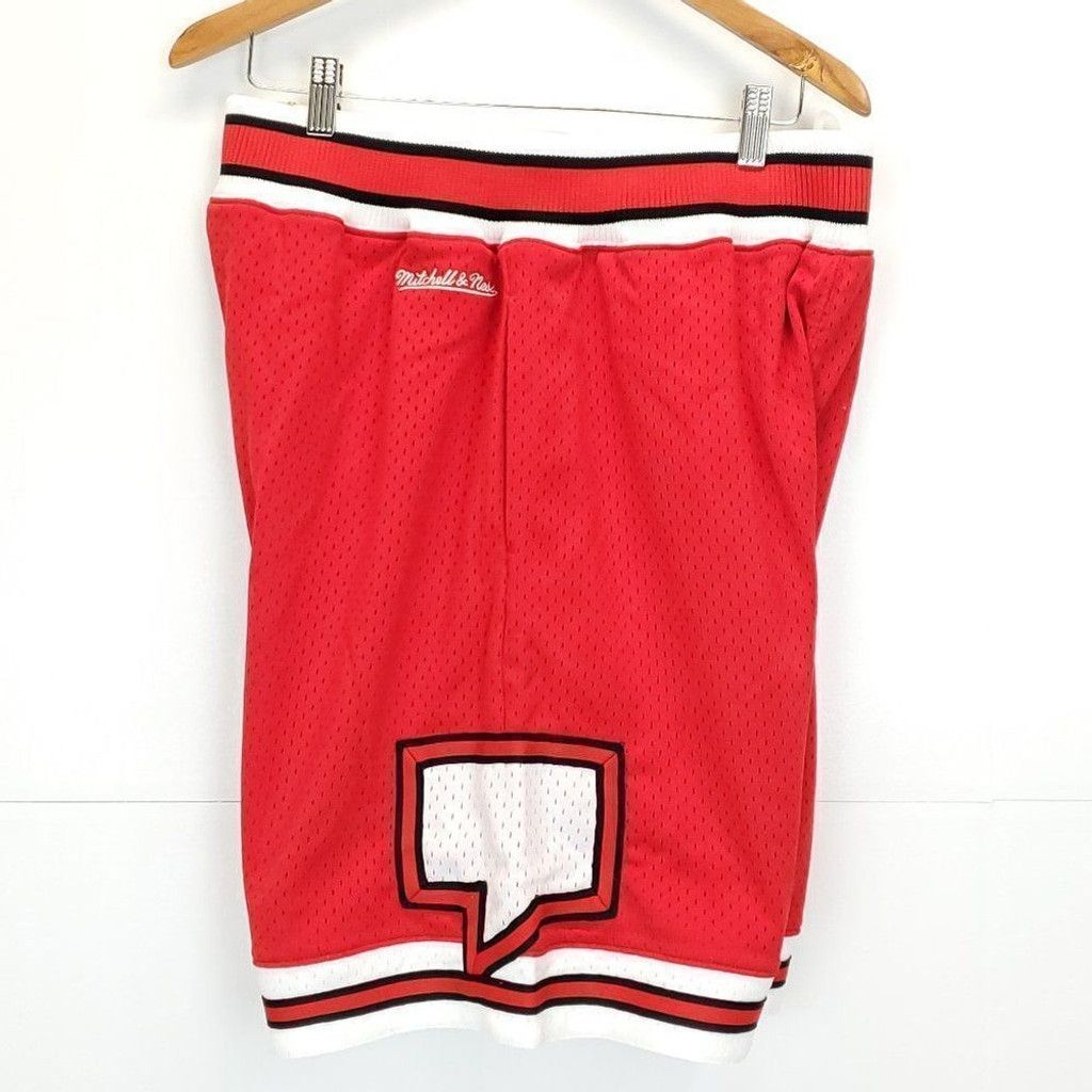 Mitchell & Ness Mitchell & Ness Men's Shorts Nice Kicks Talk Box Shorts Red Size US 30 / EU 46 - 6 Thumbnail
