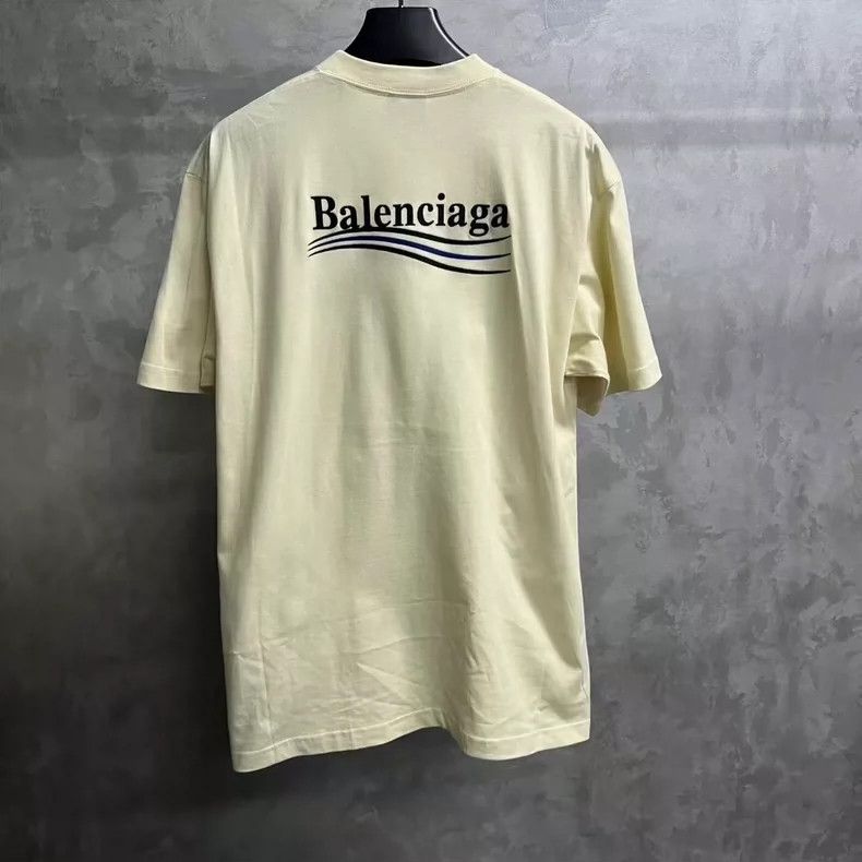 Balenciaga Balenciaga Crewneck short sleeve T-shirt in beige monogram Size US XXS / EU 40 - 2 Thumbnail