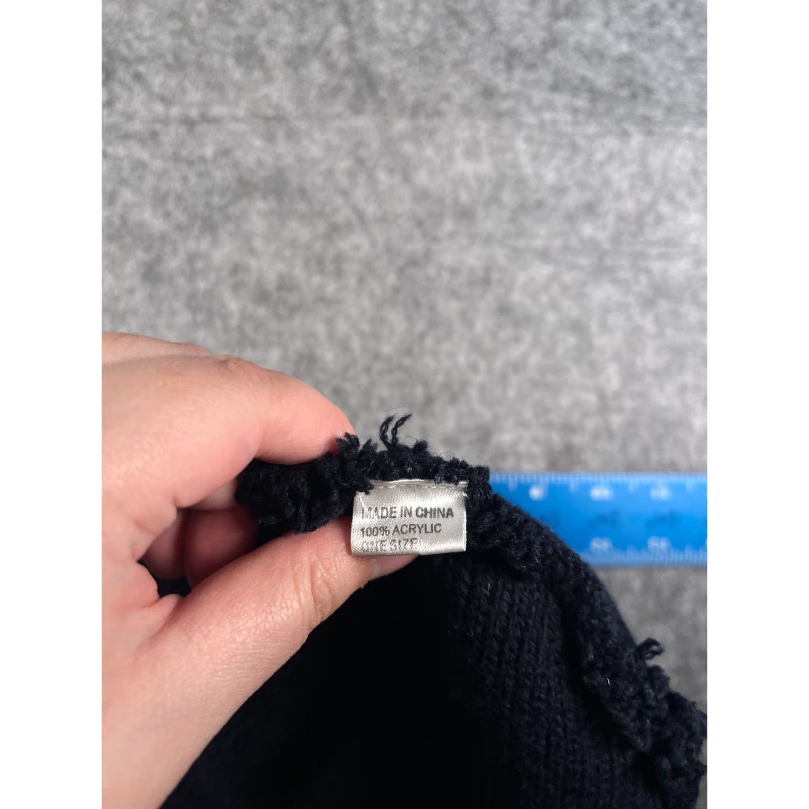 Vintage Unbranded Beanie Hat Adult One Size Dark Navy Blue Knit Acrylic Girl Gender Letter B Size ONE SIZE - 7 Thumbnail