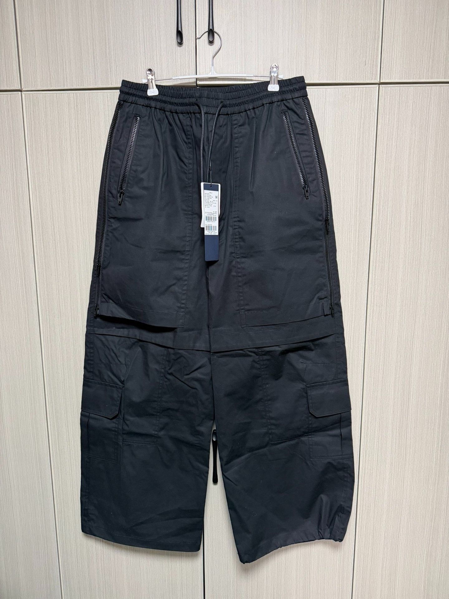 Juun.J Juun.J Cargo Black Casual Pants 30 Men Size US 30 / EU 46 - 1 Thumbnail