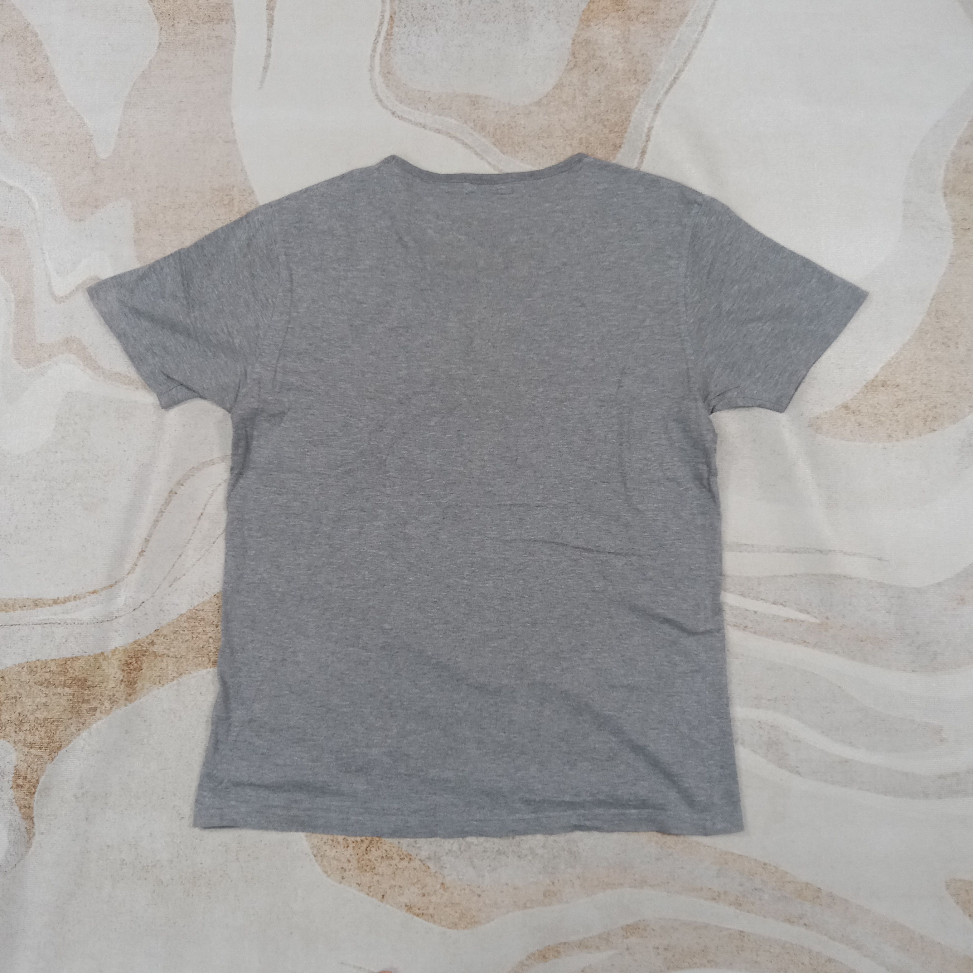 Burberry Burberry Black Label Designer Logo Tshirt C276N79 Size US L / EU 52-54 / 3 - 4 Thumbnail