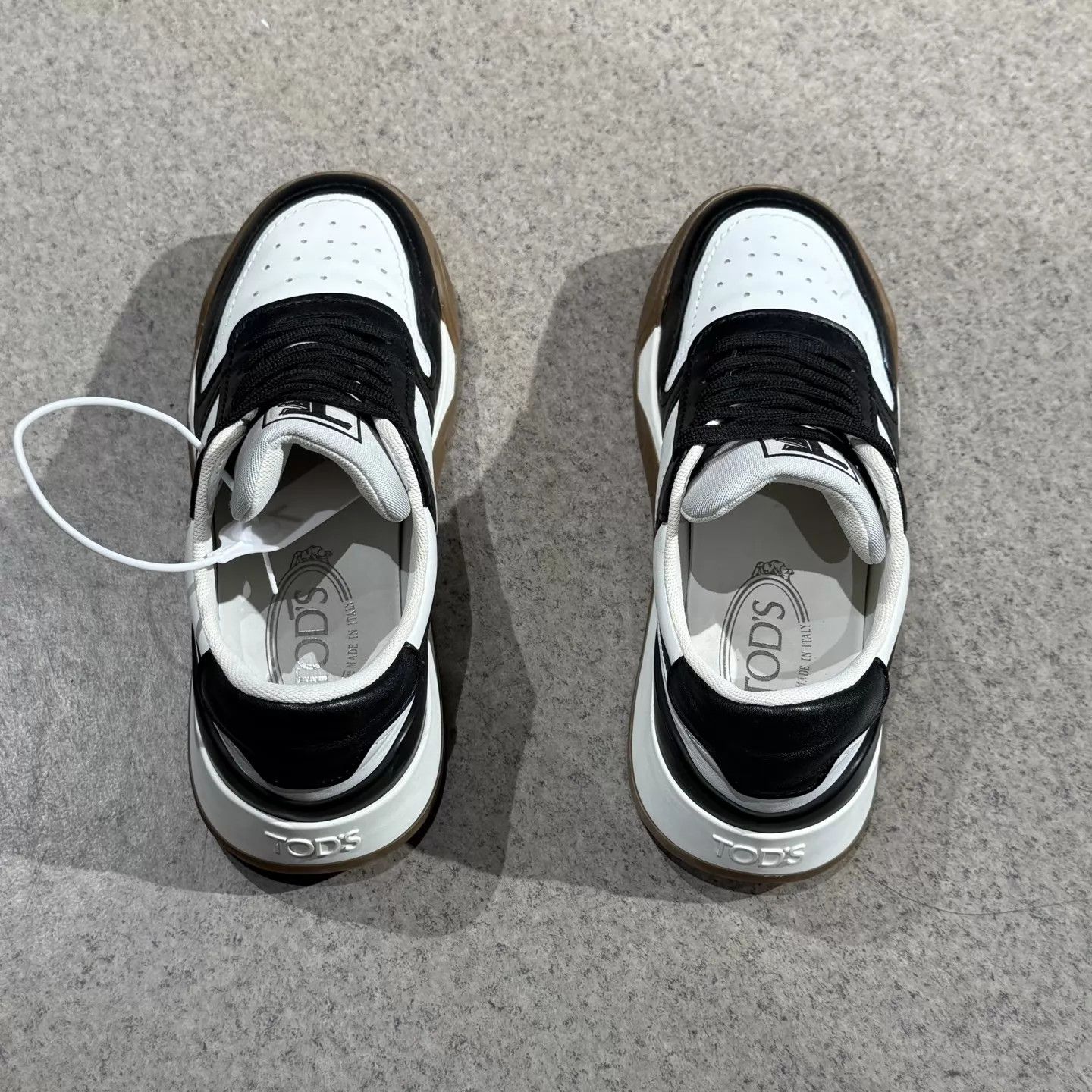 Tod's Tod’s Black White Panda Gommino 37 Like New Size US 6.5 / IT 36.5 - 8 Thumbnail