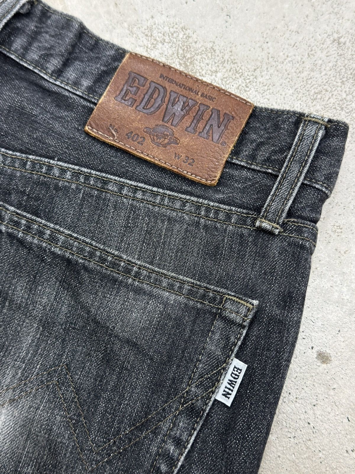 Edwin Vintage Edwin402 Black Faded Distressed Denim Size US 31 - 13 Thumbnail