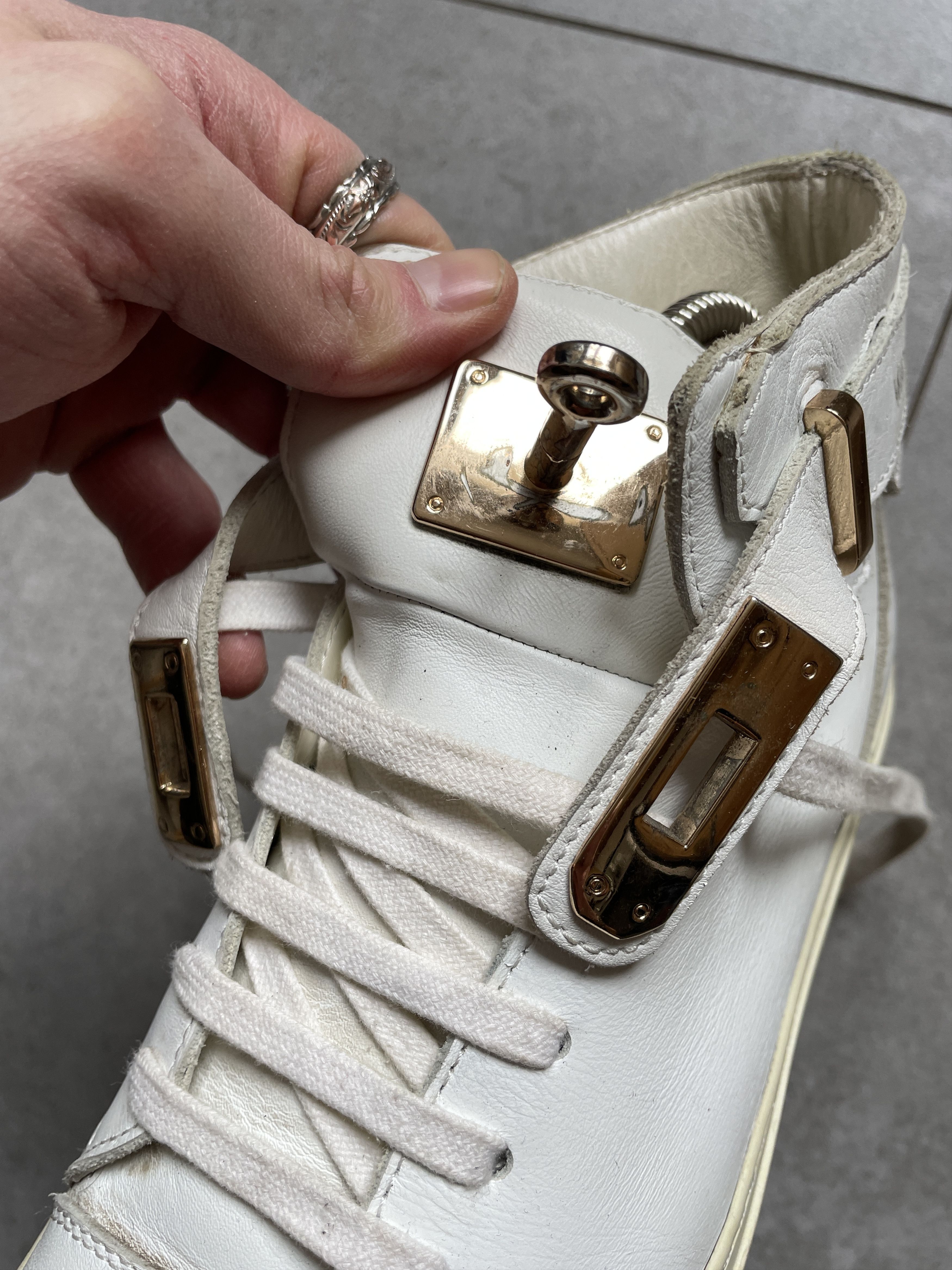 Balenciaga MICHALSKY ARENA TYPE WHITE LEATHER STRAP VELCRO HI TOPS Size US 8 / EU 41 - 14 Thumbnail