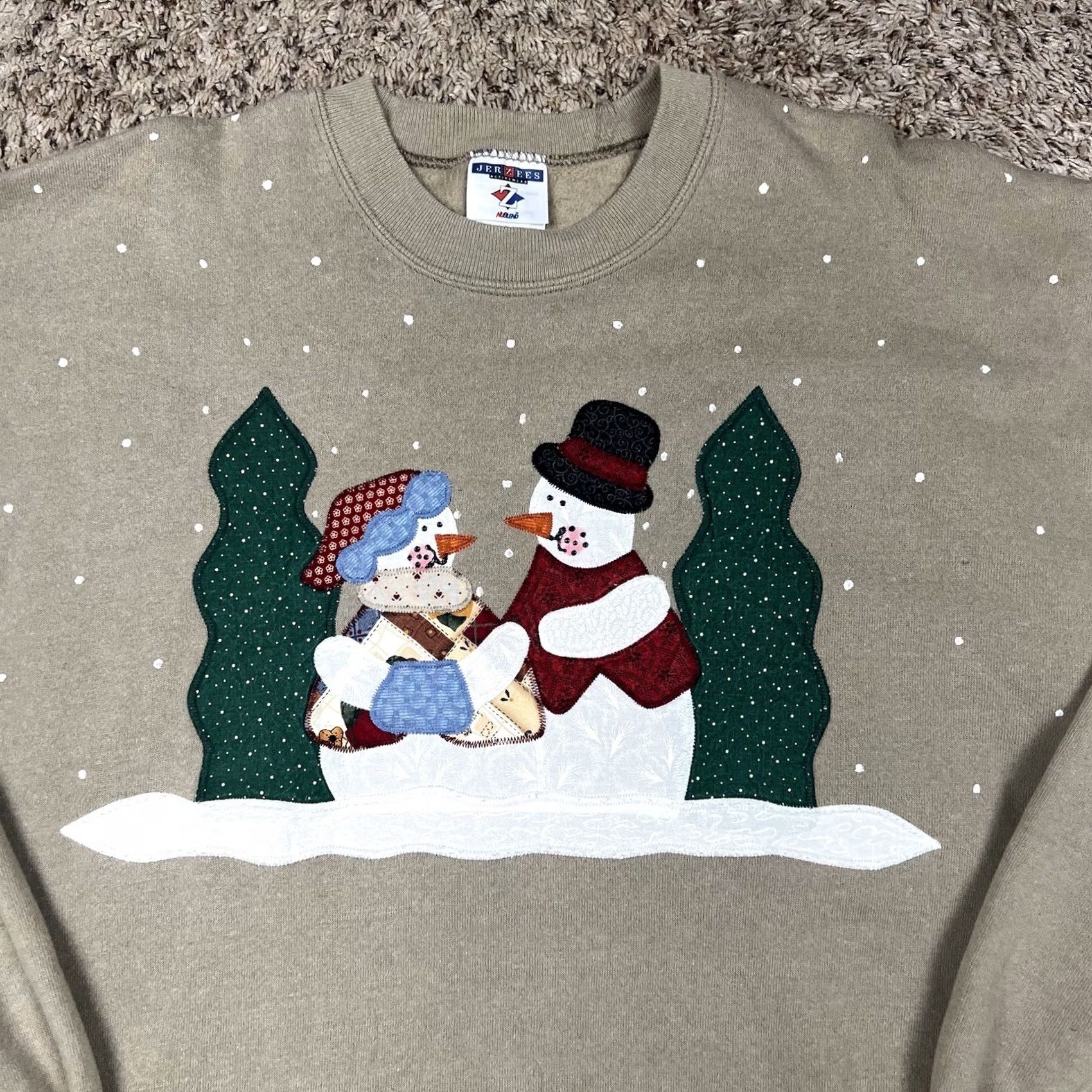 Jerzees VINTAGE Jerzees Christmas Snowman Patched Crewneck Sweatshirt XL Beige Unisex Adults 90s Pullover Crewneck Size US XL / EU 56 / 4 - 4 Thumbnail