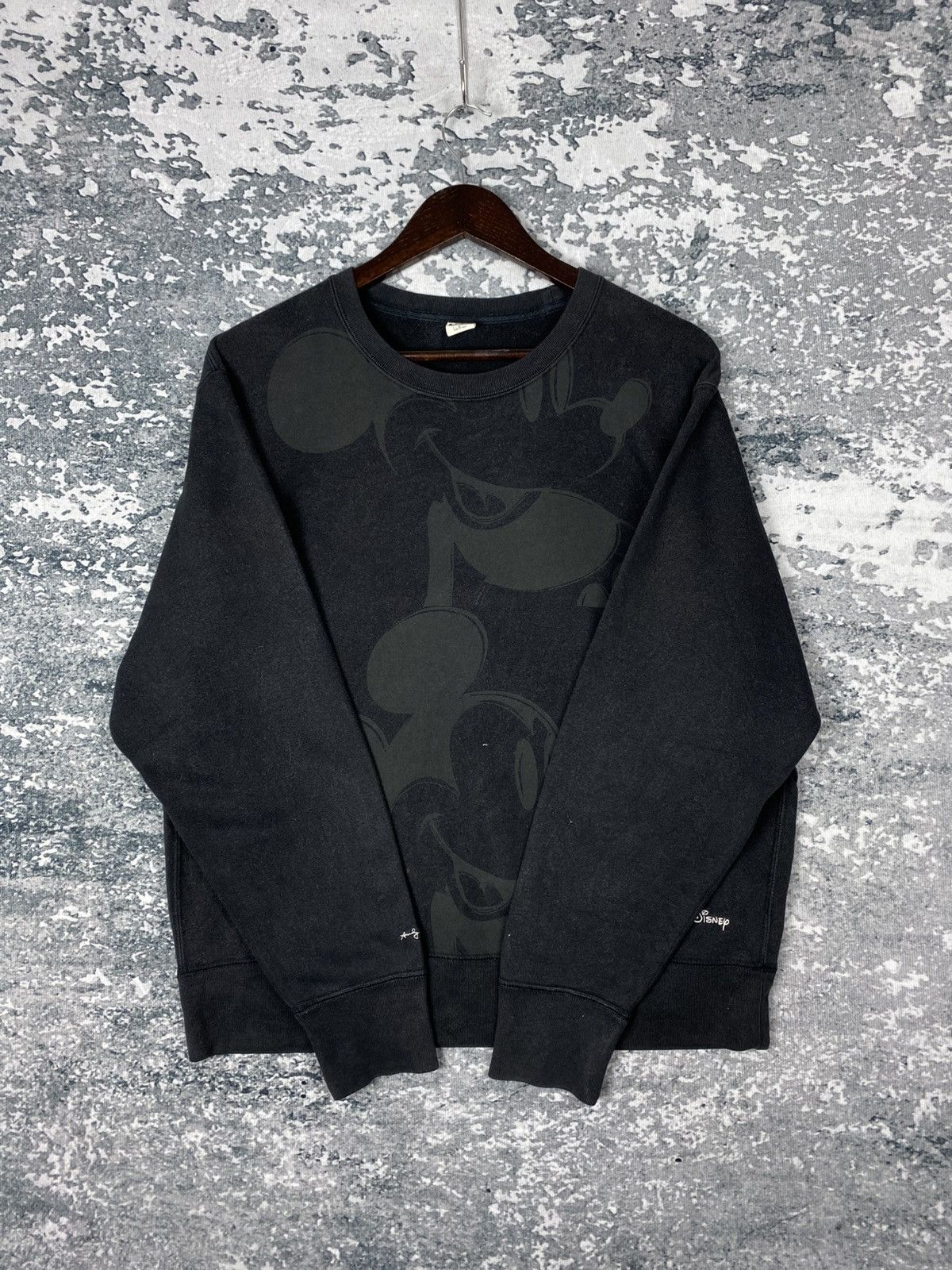 Cartoon Network × Uniqlo Vintage Disney x Mickey Mouse Big Logo Sweatshirts Size US L / EU 52-54 / 3 - 5 Thumbnail