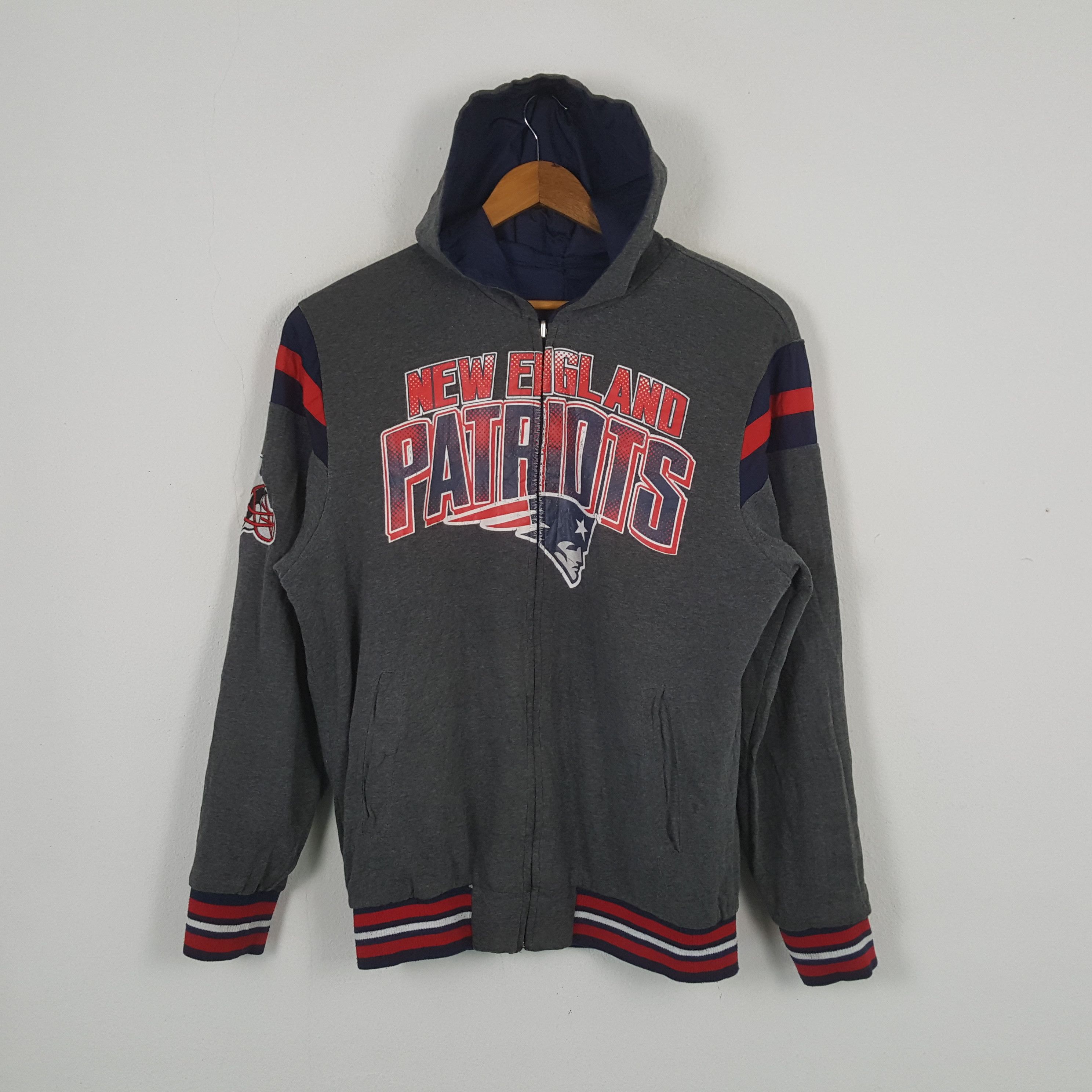 NFL × Vintage Vintage NEW ENGLAND PATAIOTS NFL Team Hoodies C288N2 Size US XL / EU 56 / 4 - 1 Thumbnail