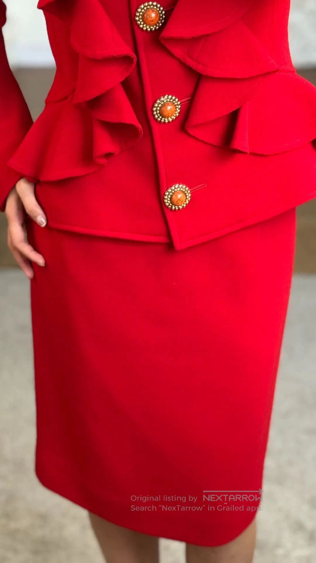 Valentino valentino red wool set with ruffles. Size US M / EU 48-50 / 2 - 5 Thumbnail