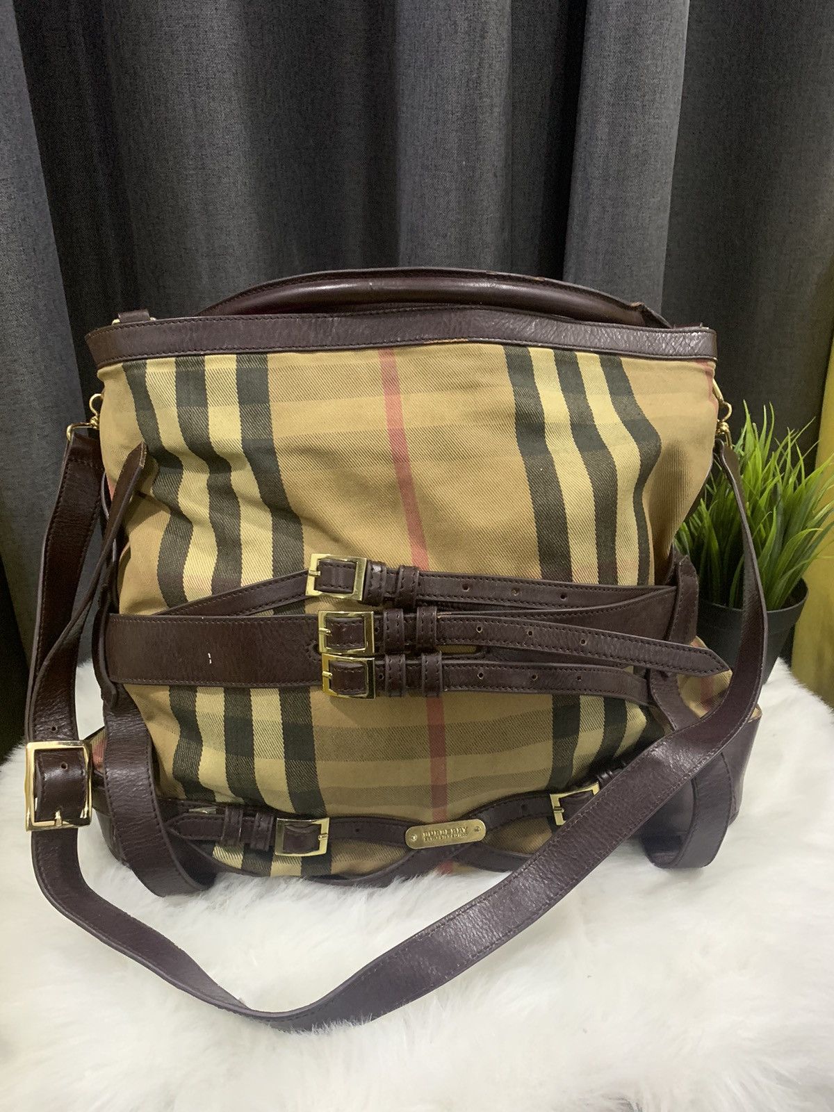 Burberry × Vintage INTAGE!! Messenger Bag BURBERRY Novacheck Size ONE SIZE - 1 Thumbnail
