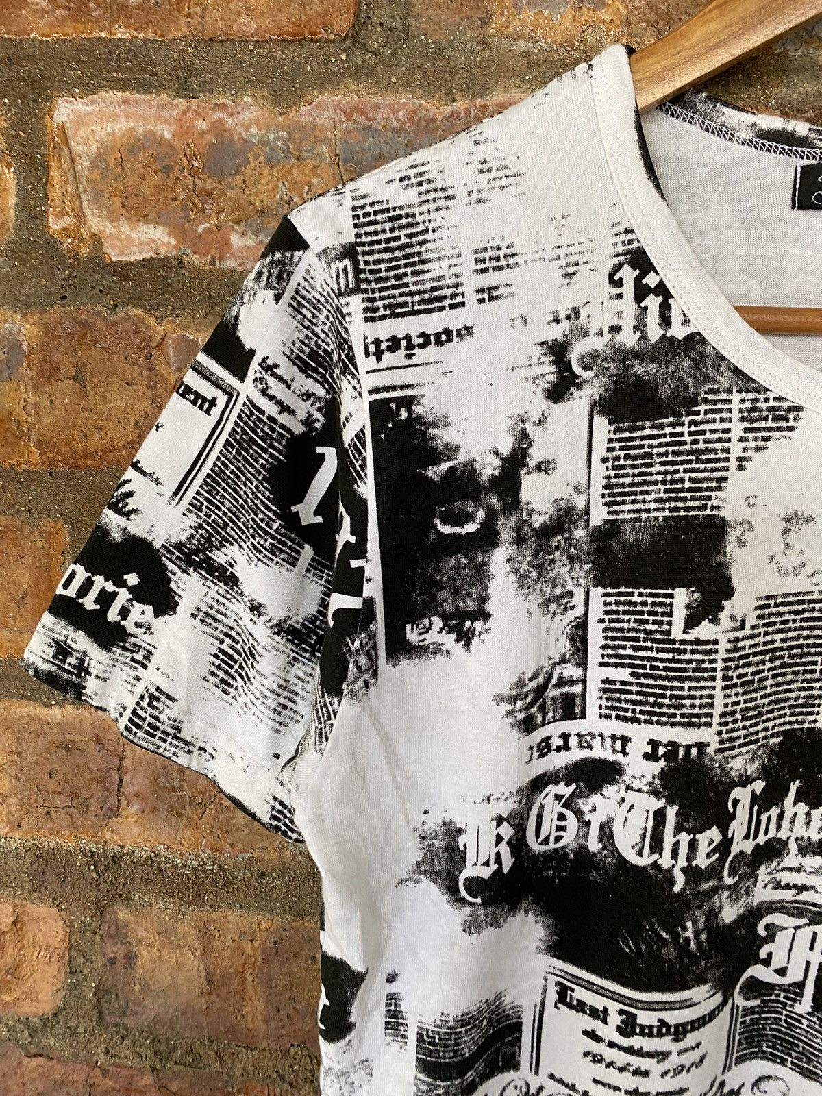 In The Attic Iconic Punk and Gothic Newspaper print tee Size US S / EU 44-46 / 1 - 8 Thumbnail